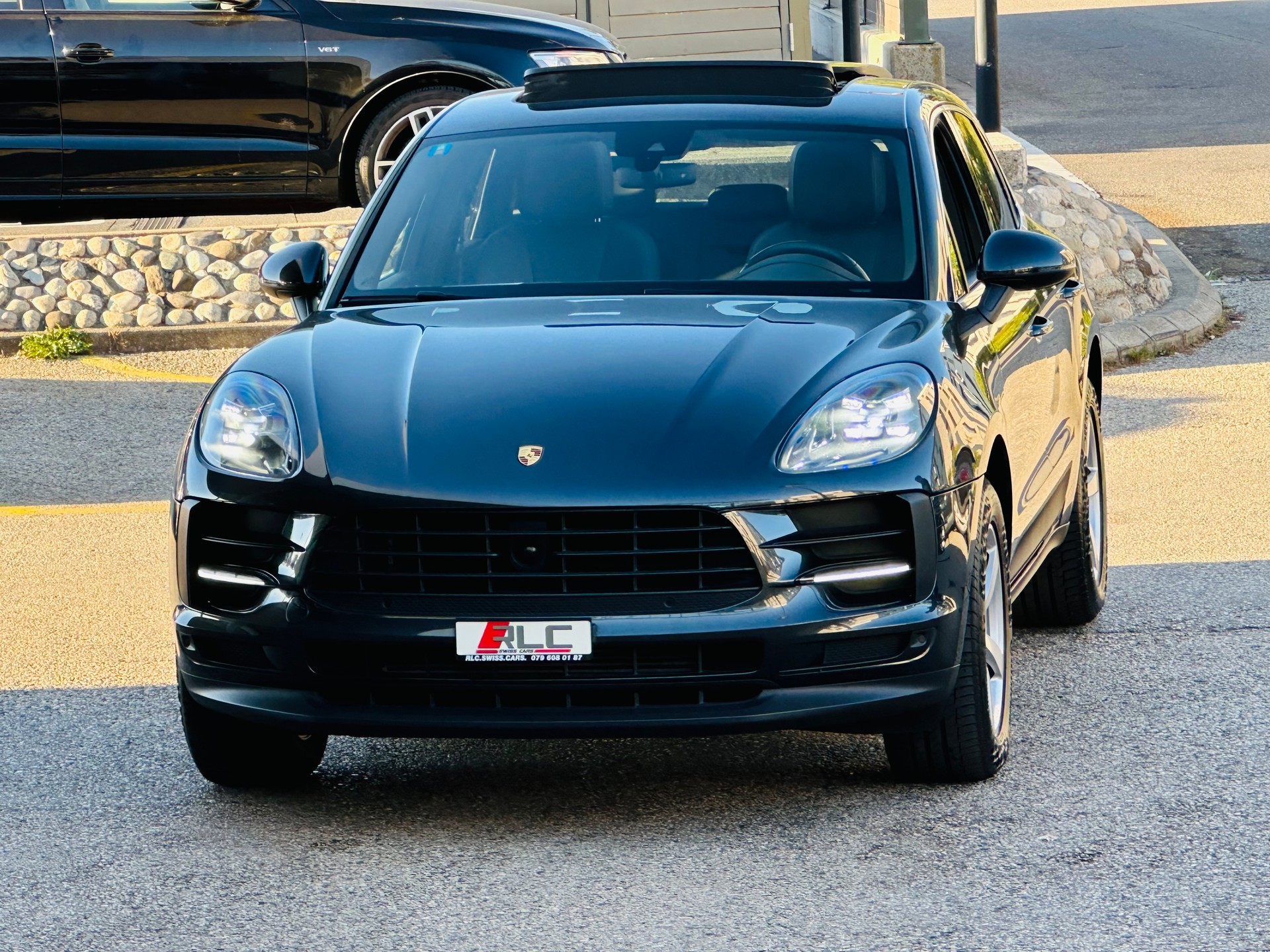 PORSCHE Macan PDK-image-4