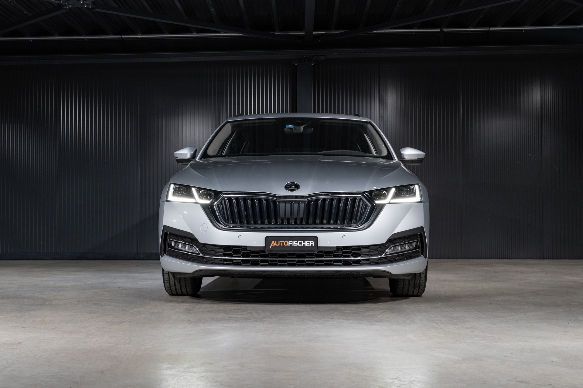 SKODA Octavia Combi 1.5 TSI ACT EVO Ambition-showroom-element-3