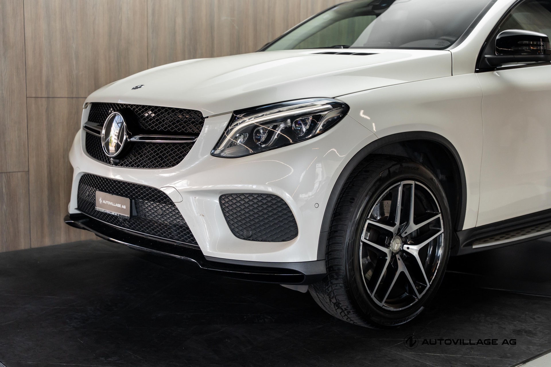 MERCEDES-BENZ GLE Coupé 400 4Matic 9G-Tronic-image-22