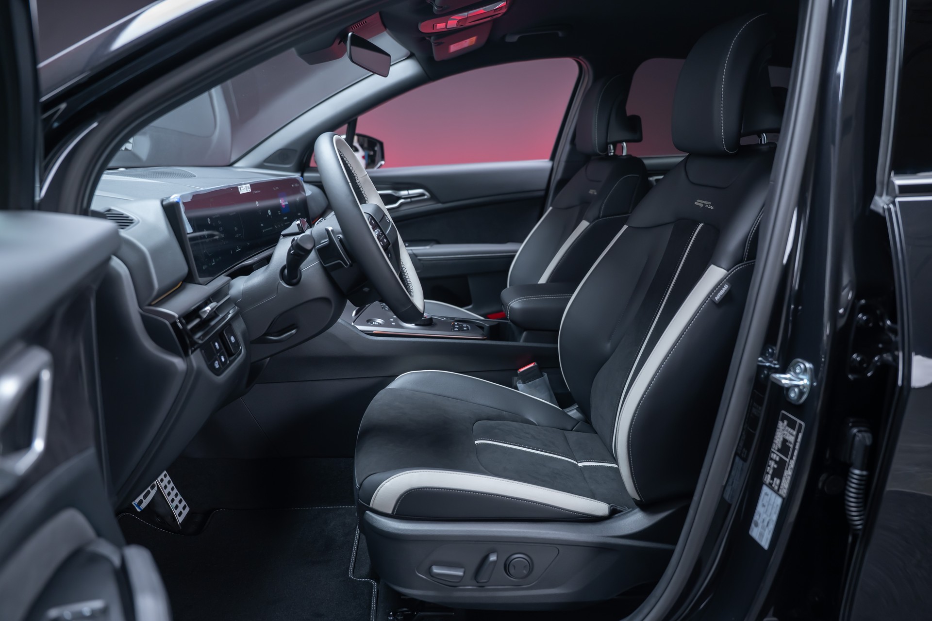 KIA Sportage 1.6T-GDi PHEV Style 4x4 A-image-17