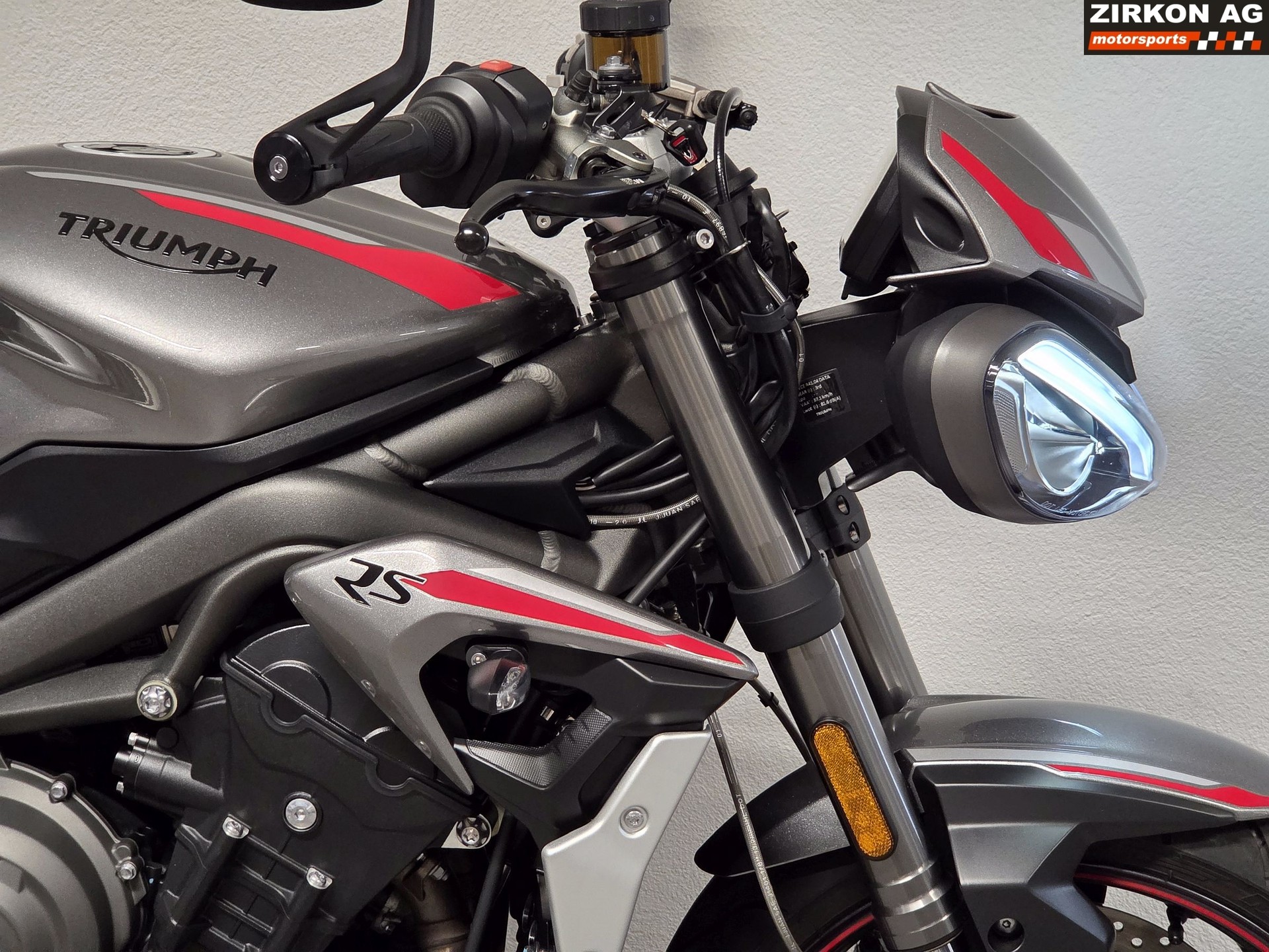 TRIUMPH Street Triple RS 765-image-4