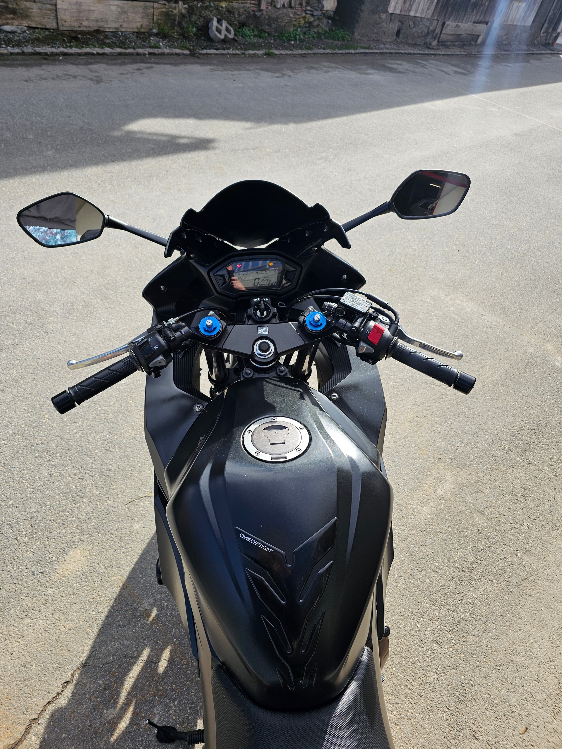 HONDA CBR 500 RA ABS-image-7