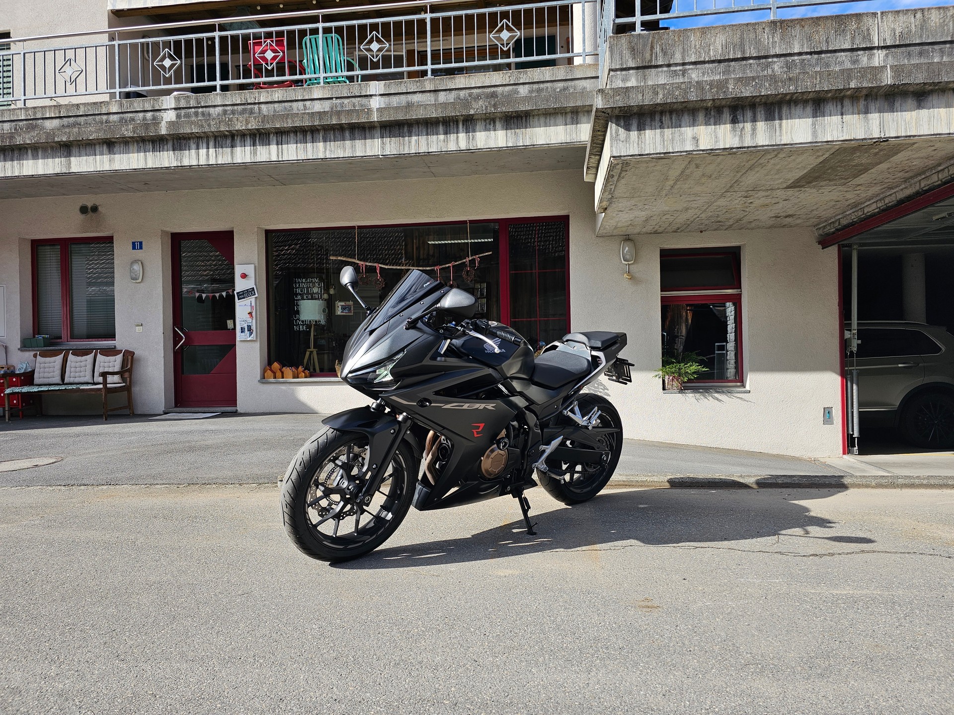 HONDA CBR 500 RA ABS-image-1
