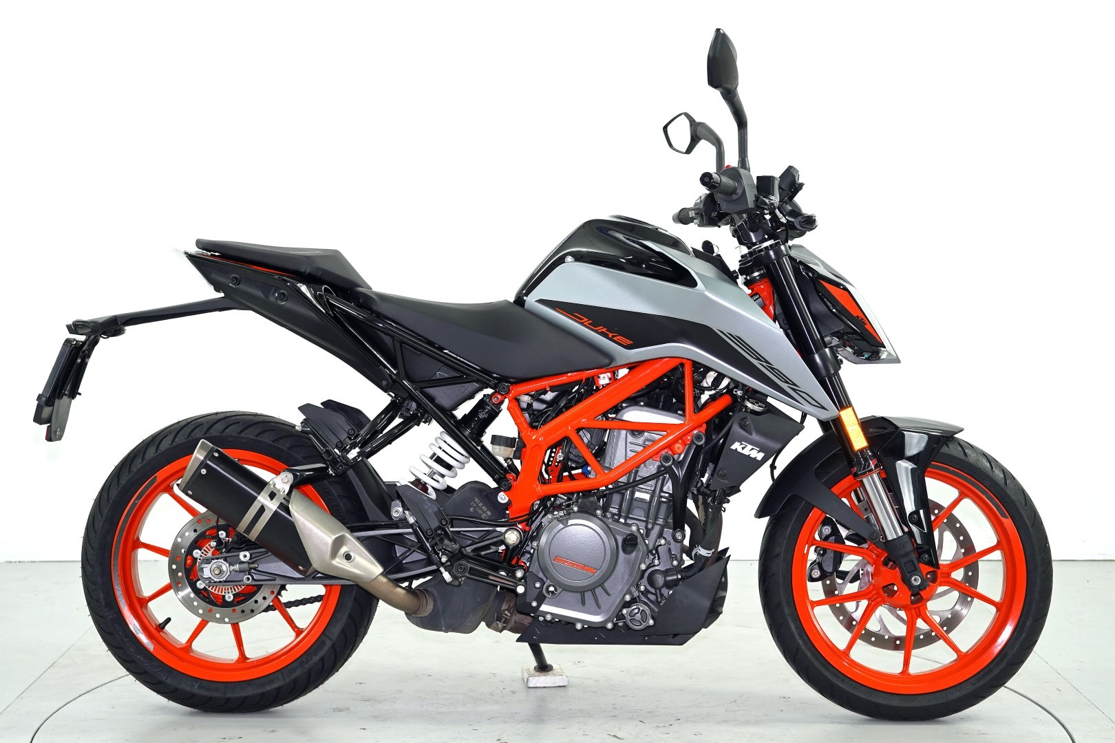 KTM 390 Duke ABS-image-3