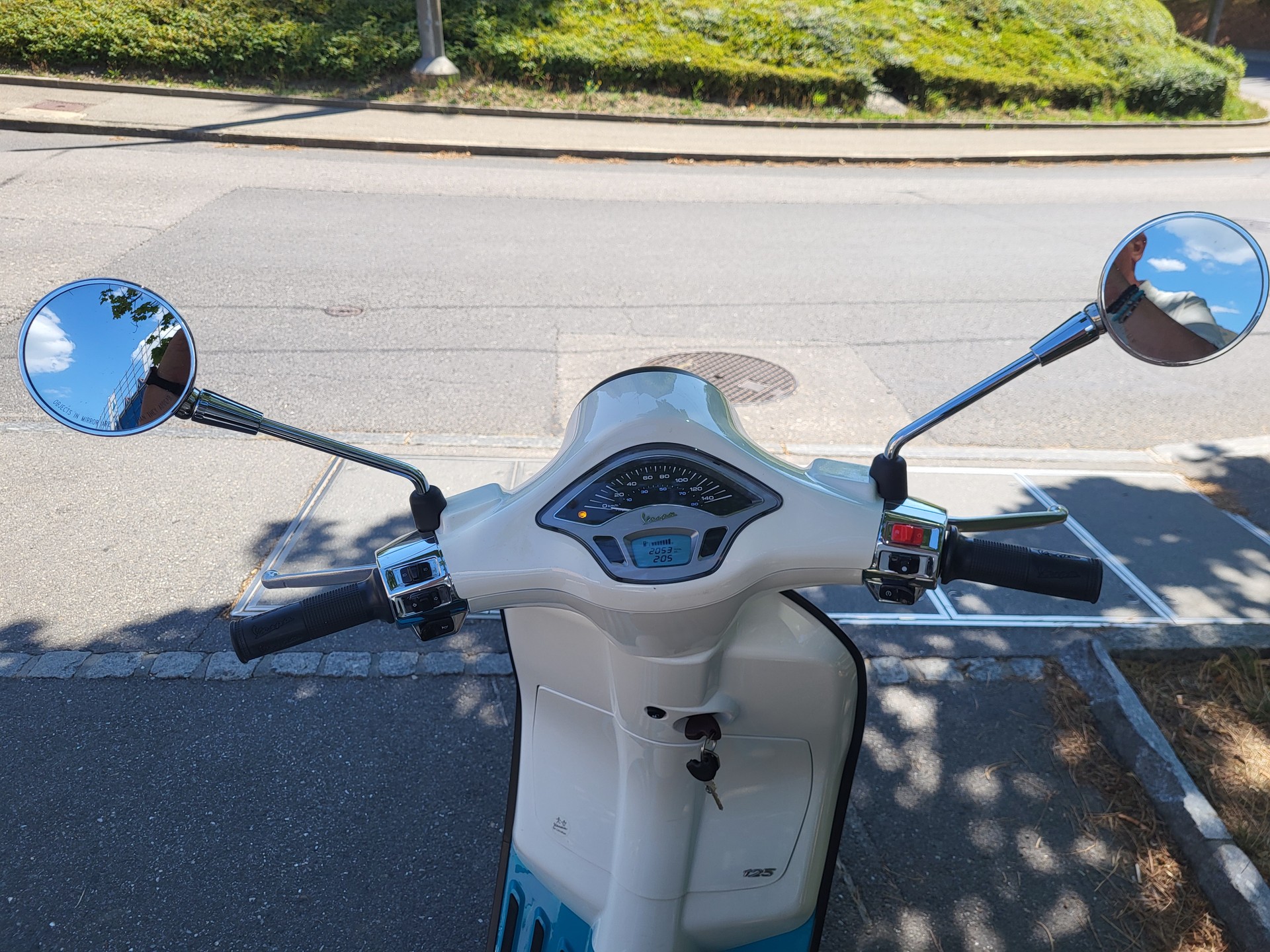 PIAGGIO Vespa 125 Primavera ABS-image-2