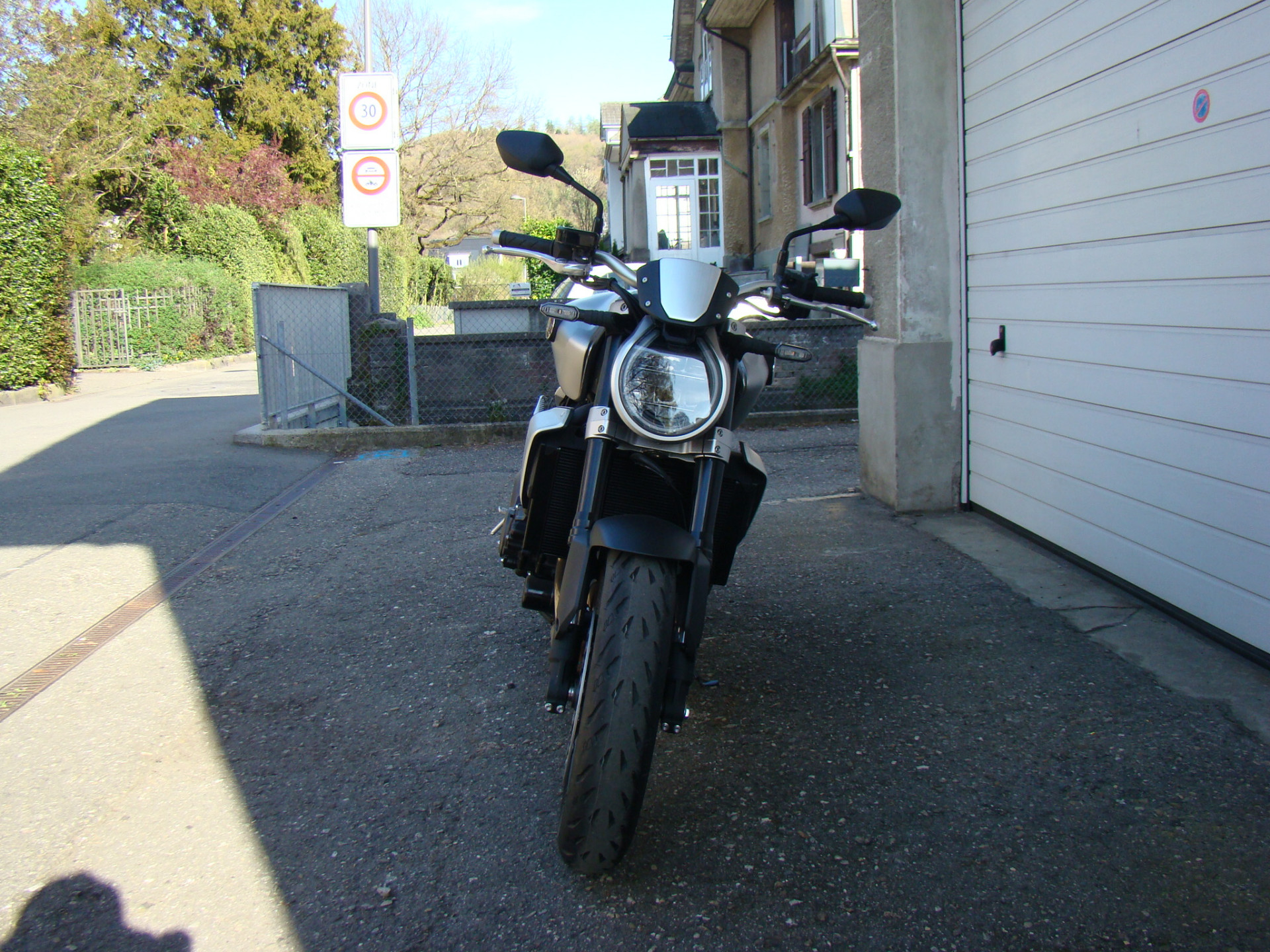 HONDA CB 1000 R-image-4
