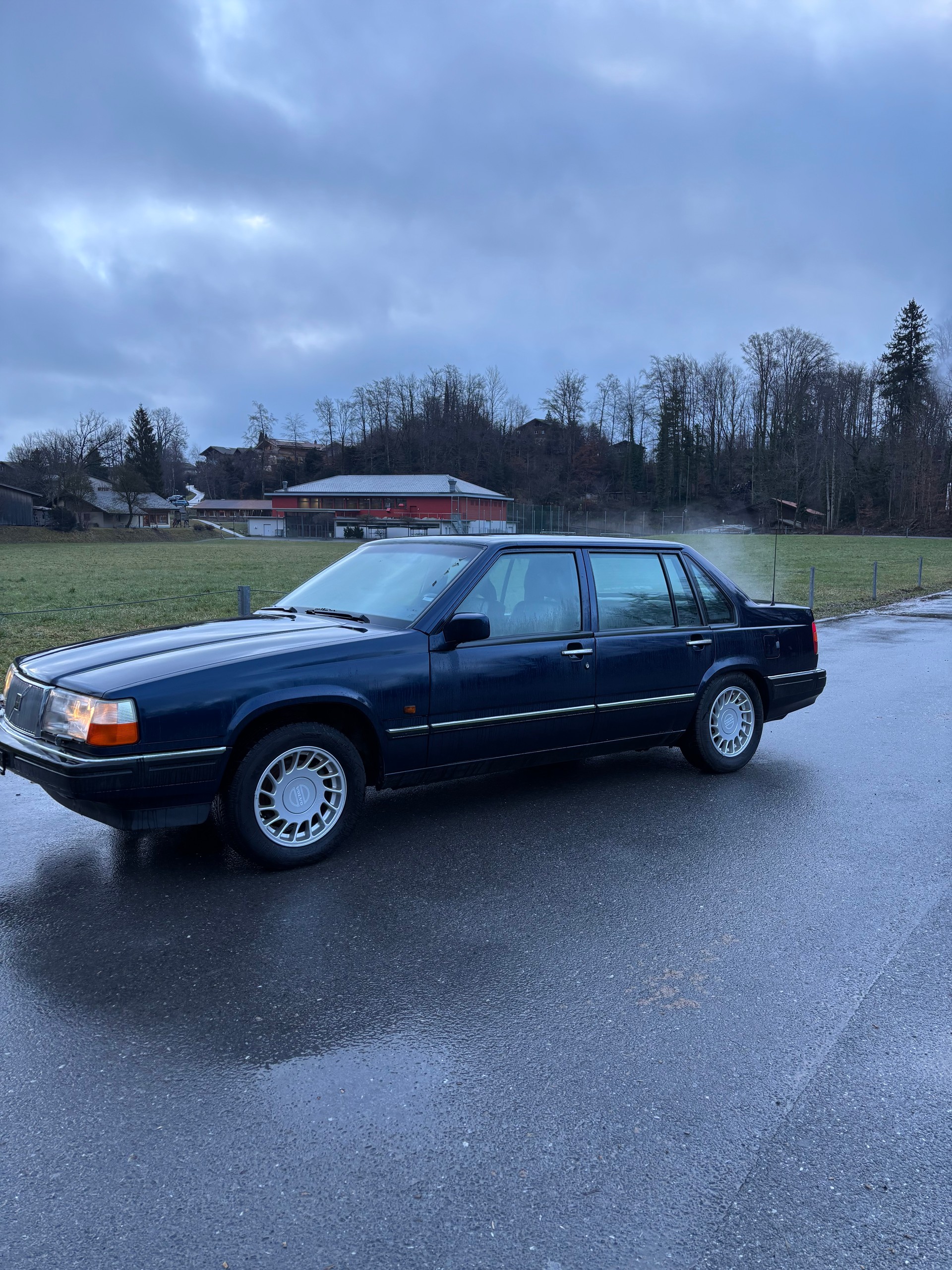 VOLVO 960