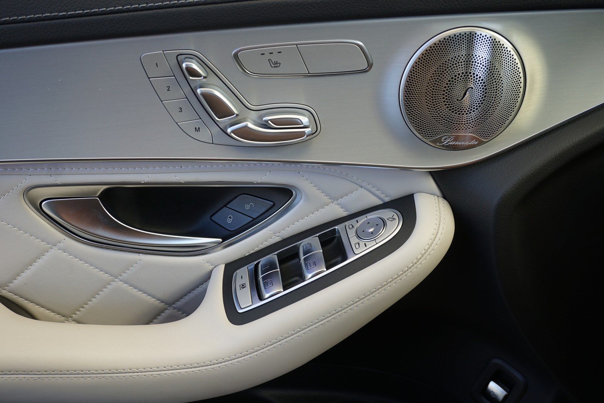 MERCEDES-BENZ GLC Coupé 400d AMGLine 4matic 3,0 V6 330PS-image-18