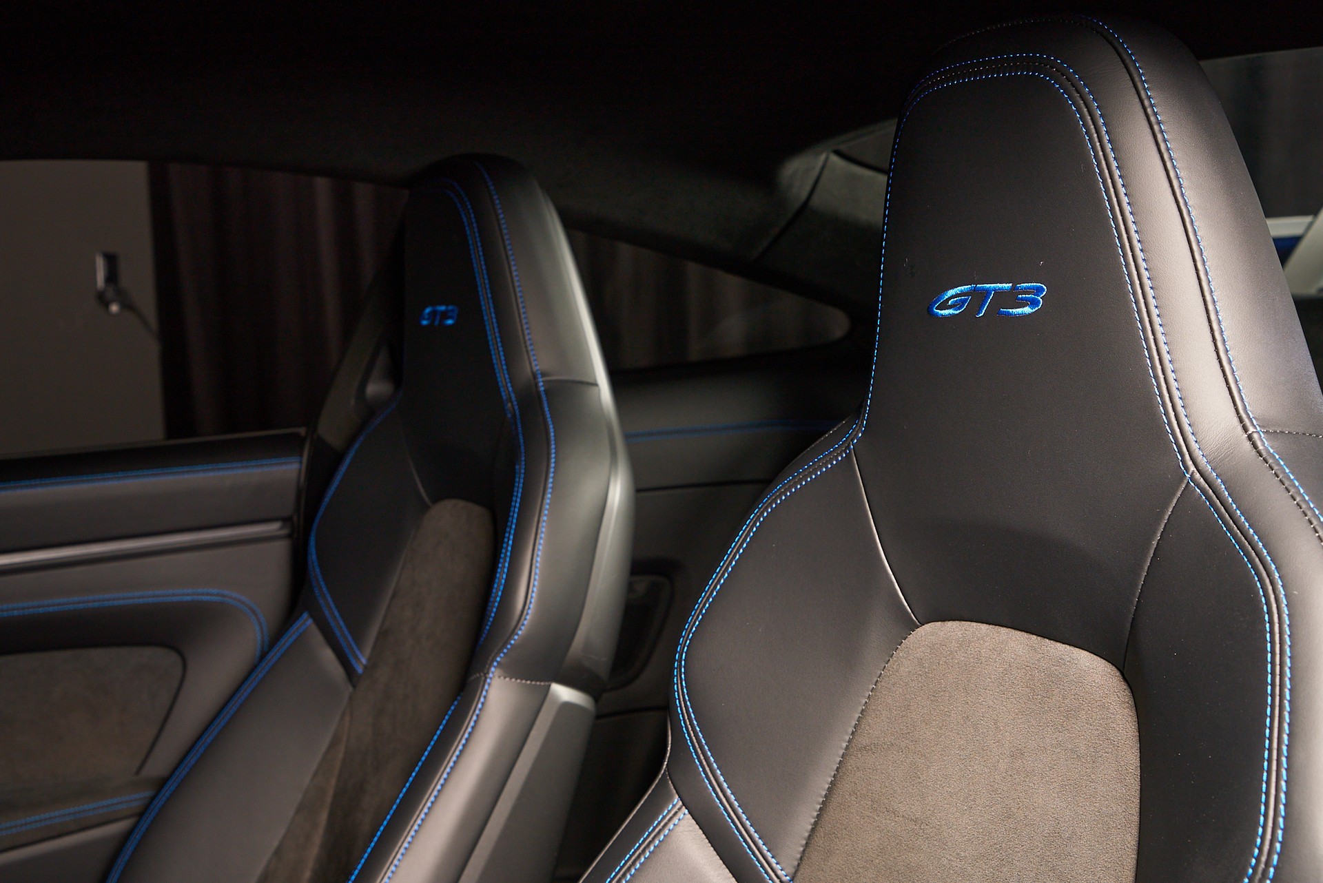 PORSCHE 911 GT3 PDK-image-15