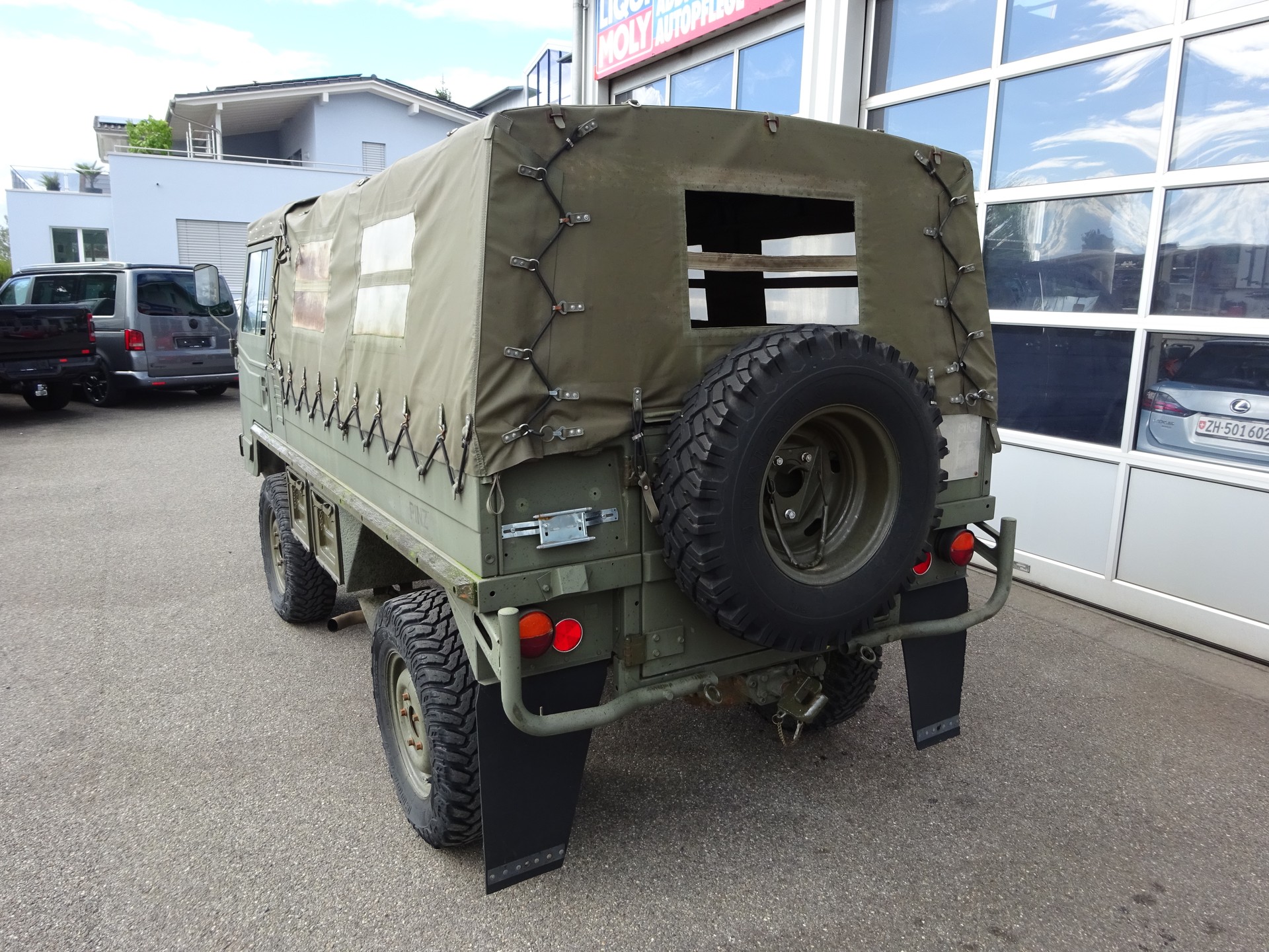 PUCH Pinzgauer 710M Veteran-showroom-element-1