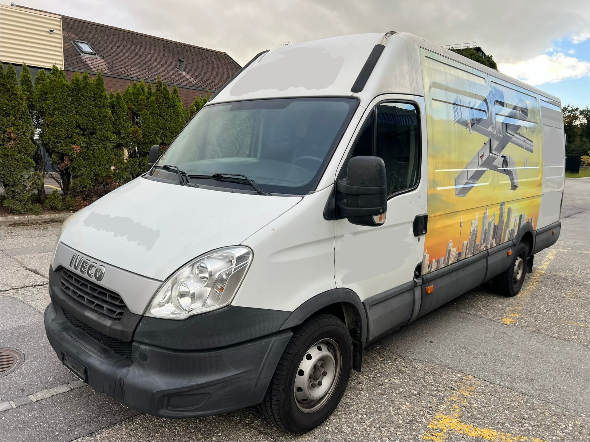 IVECO 35S15V fourgon 16m3