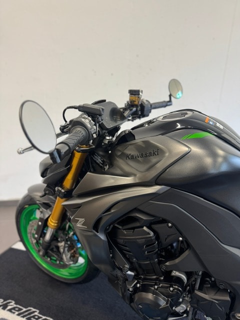 KAWASAKI Z 1100 SE 2026 Platin Edition-image-10