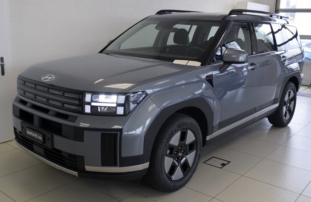 HYUNDAI Santa Fe 1.6 T-GDi HEV Origo 5P-image-1