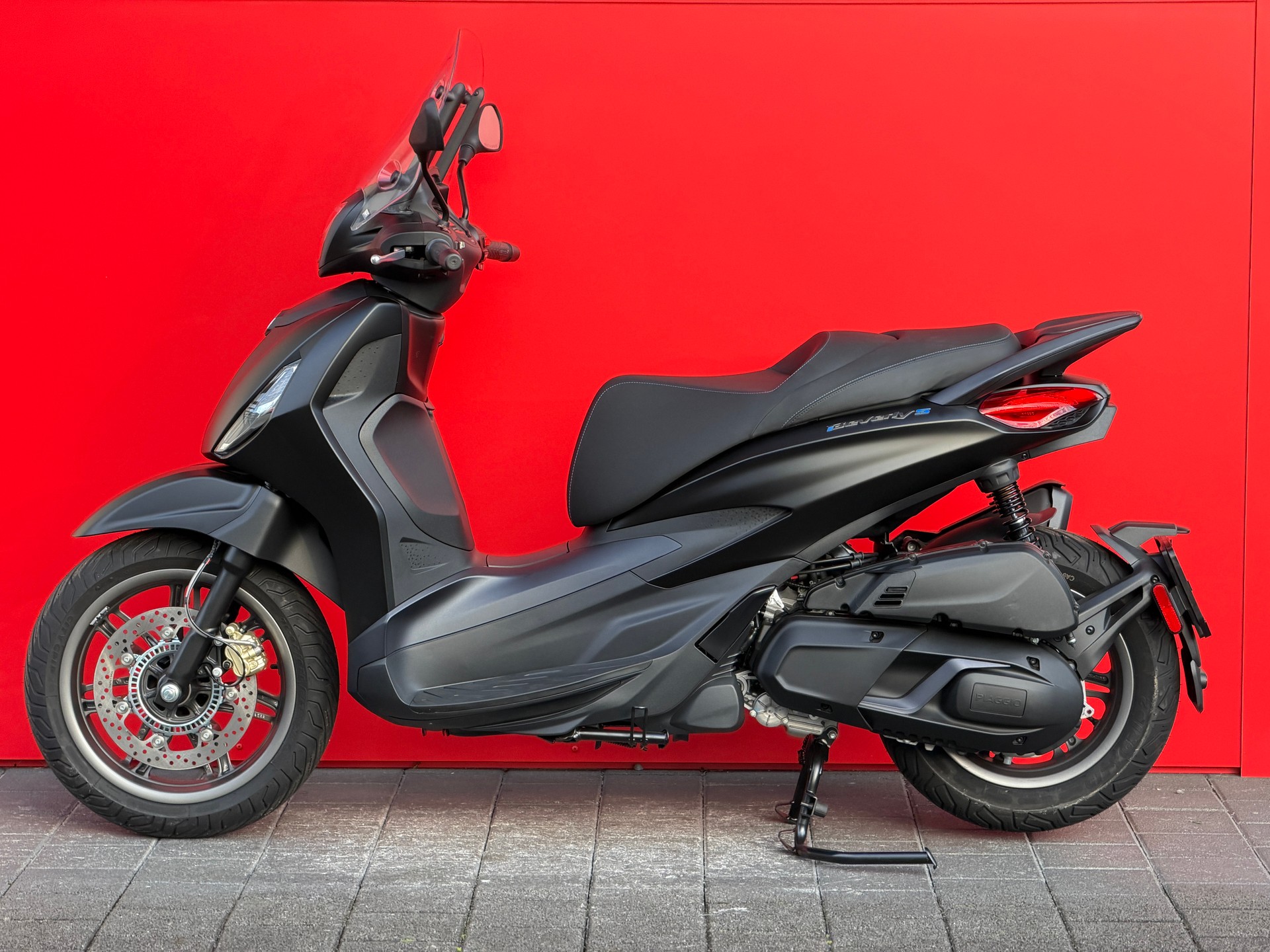 PIAGGIO Beverly 400 Sport E5+-image-11