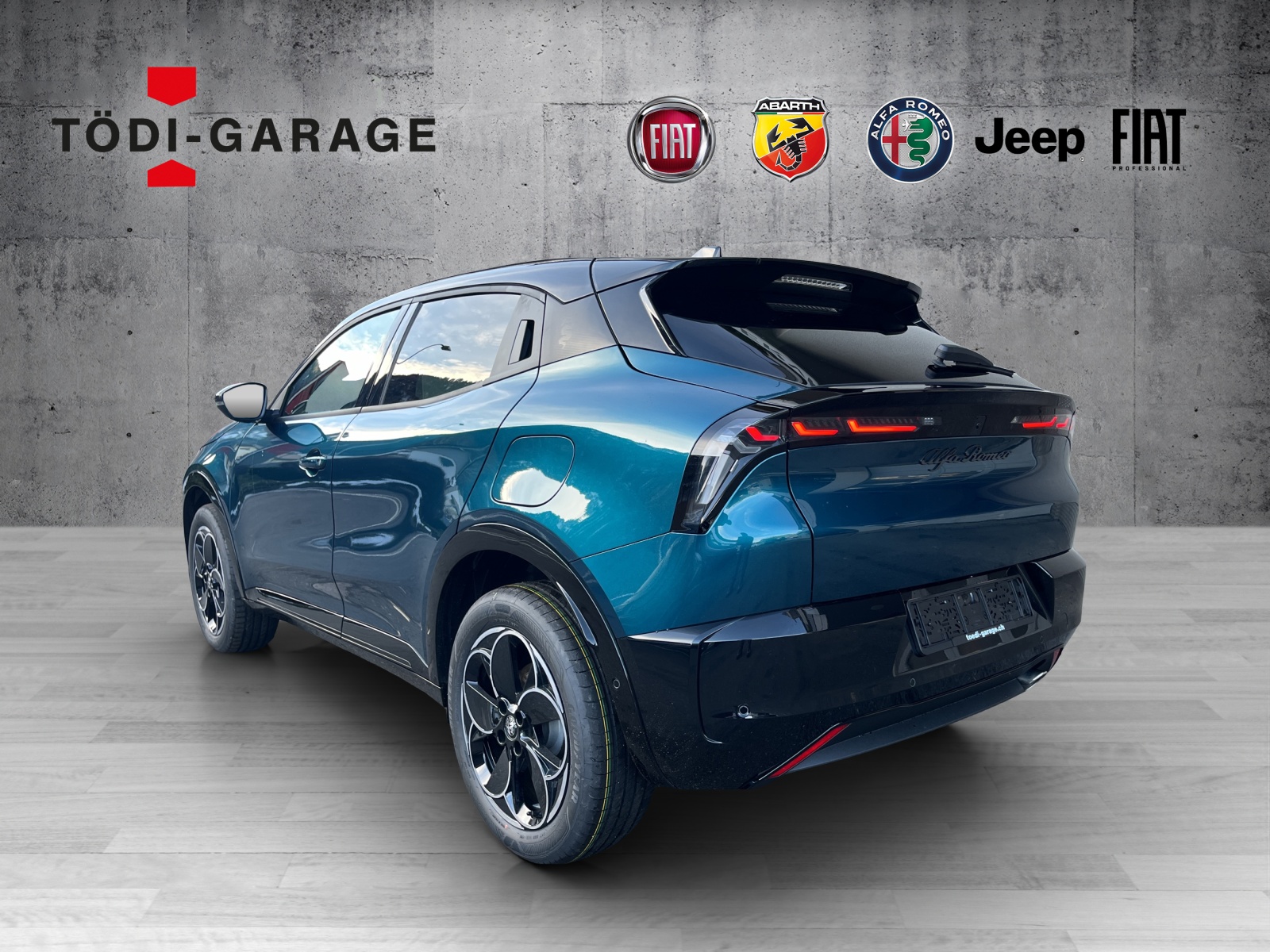 ALFA ROMEO Junior 1.2 Ibrida Q4-showroom-element-3