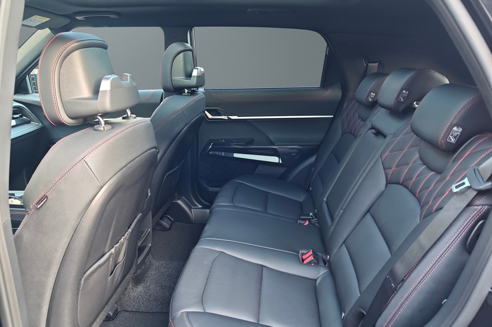KGM-SsangYong Actyon 1.5 T GDI Titanium 4WD Automat-image-11