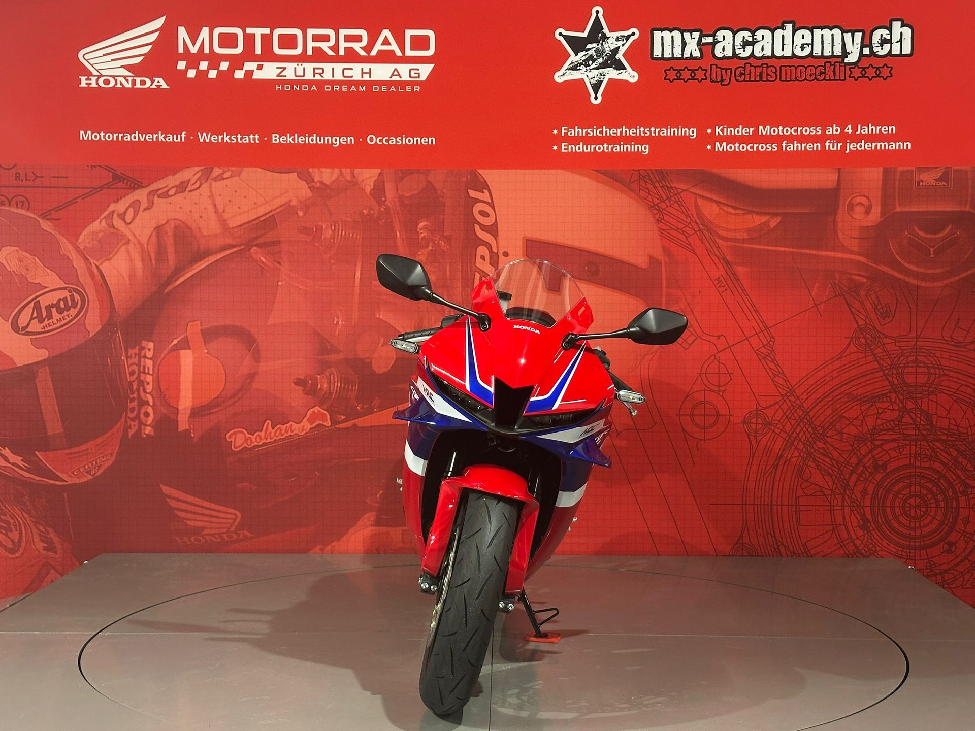 HONDA CBR 600 RR **Grand Prix Red**DEMO-BIKE-image-5