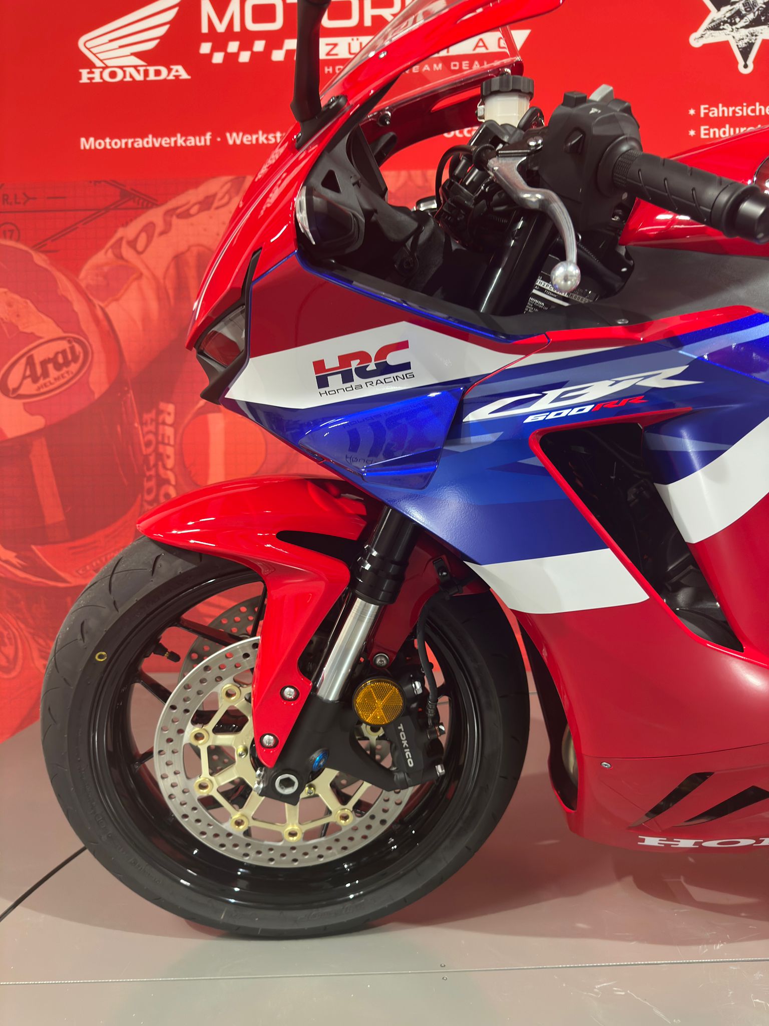 HONDA CBR 600 RR **Grand Prix Red**DEMO-BIKE-image-9