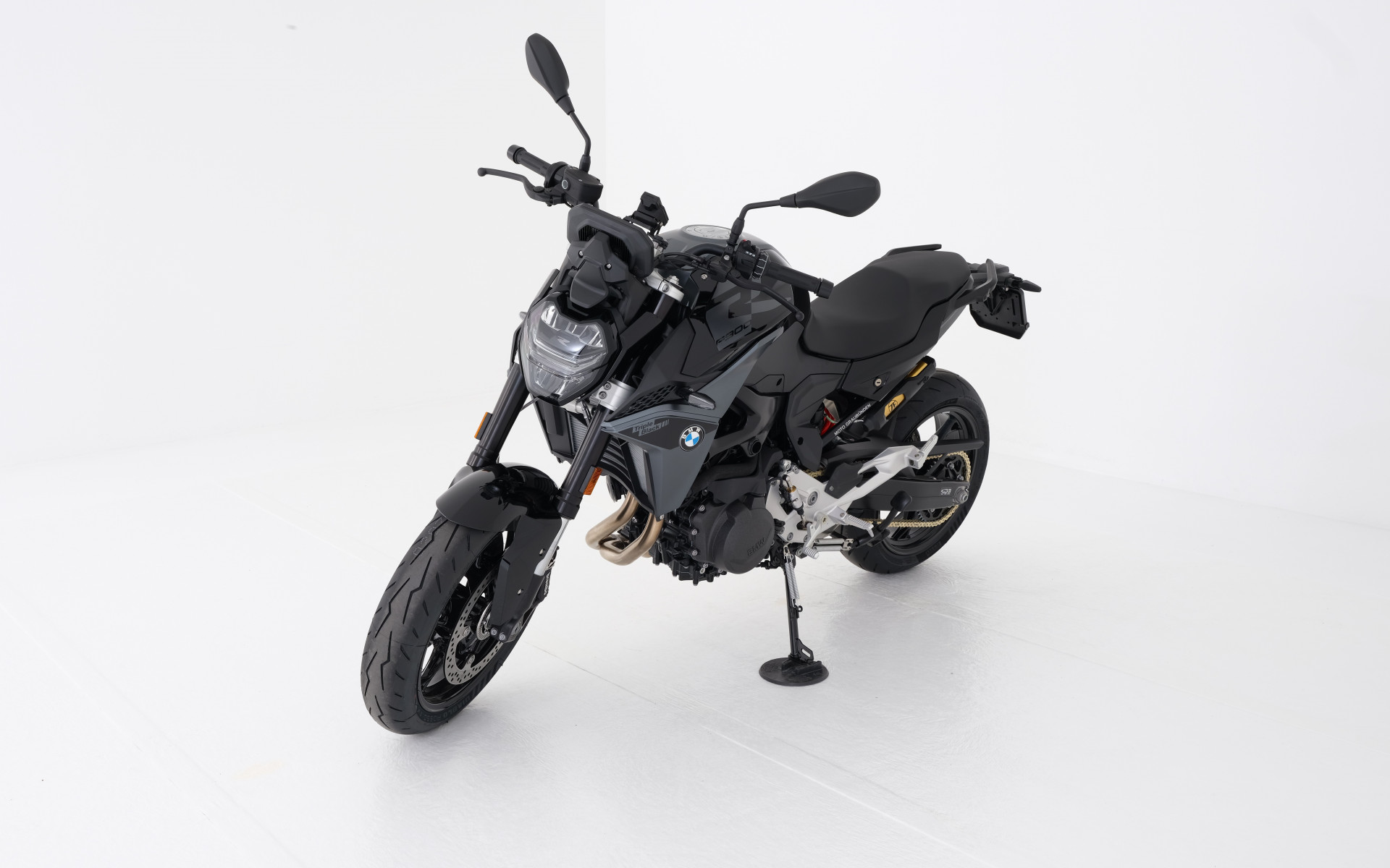 BMW F 900 R A2 Triple Black-image-4