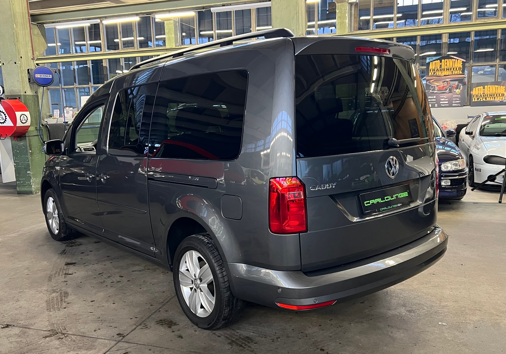 VW Caddy Maxi 2.0TDI Comfortline BlueMotion Technology DSG-showroom-element-1