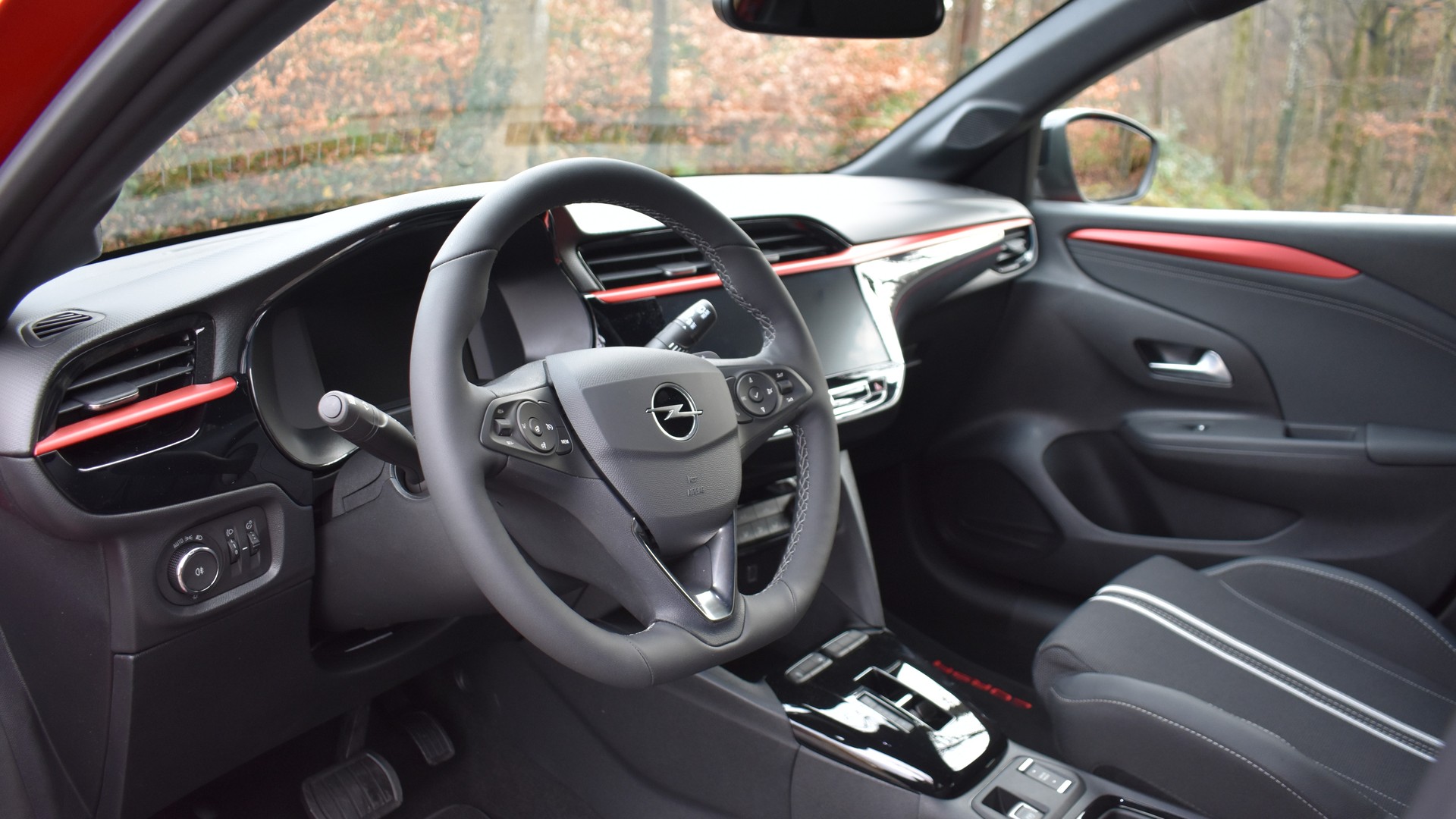 OPEL Corsa 1.2 MHEV Sporthilfe-image-5