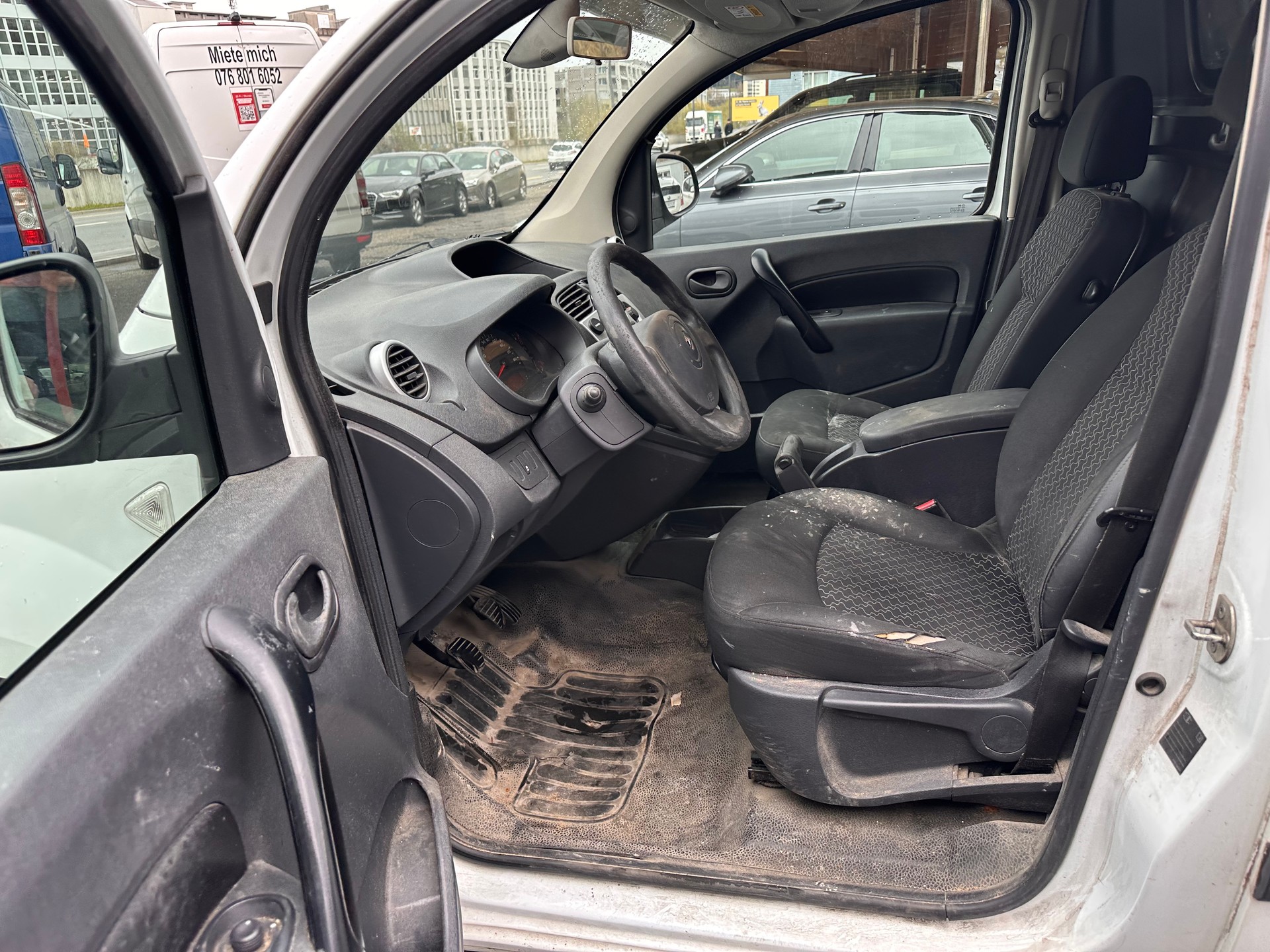 RENAULT Kangoo dCi90-image-7