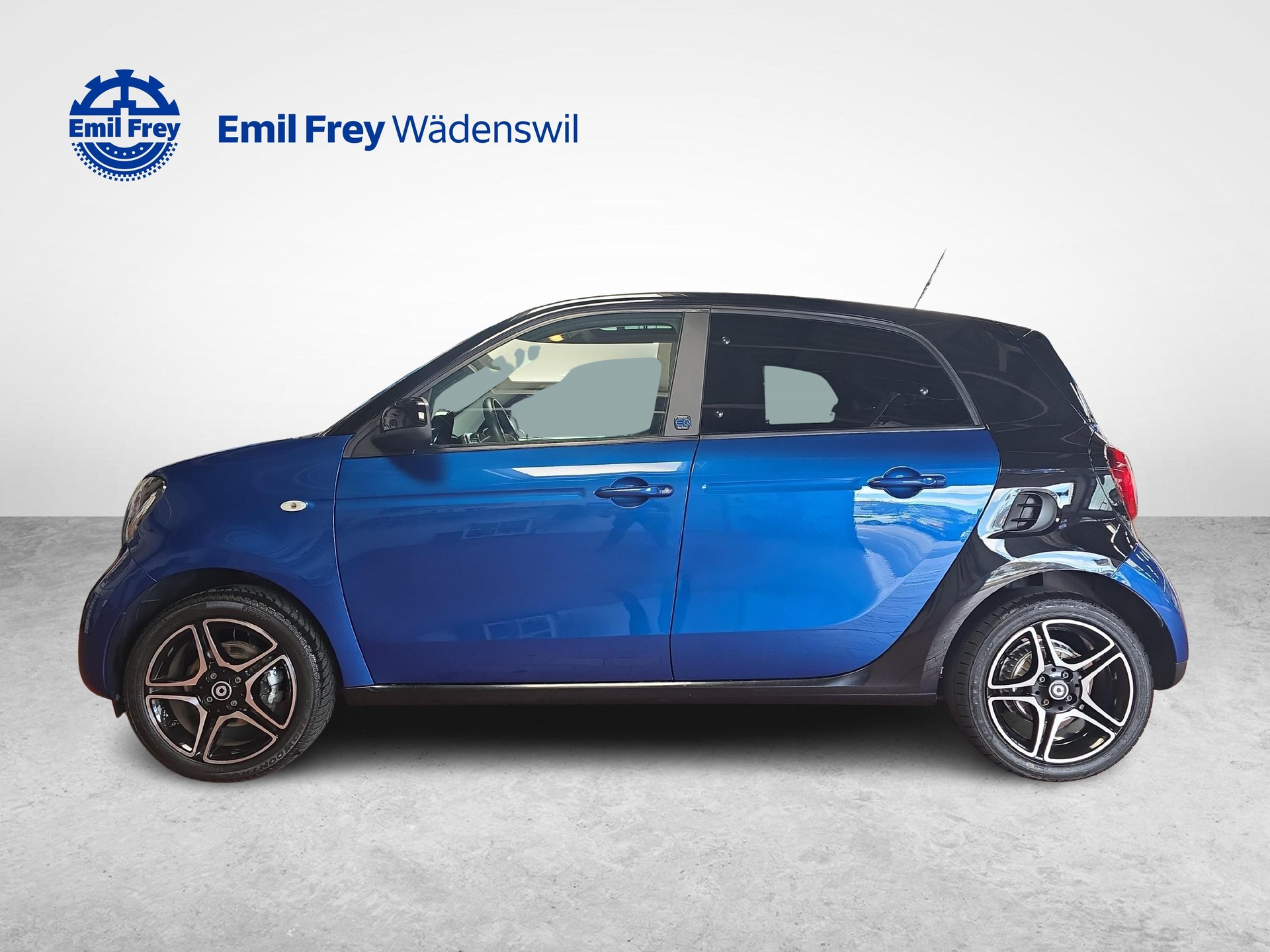 SMART Forfour EQ Prime-showroom-element-1