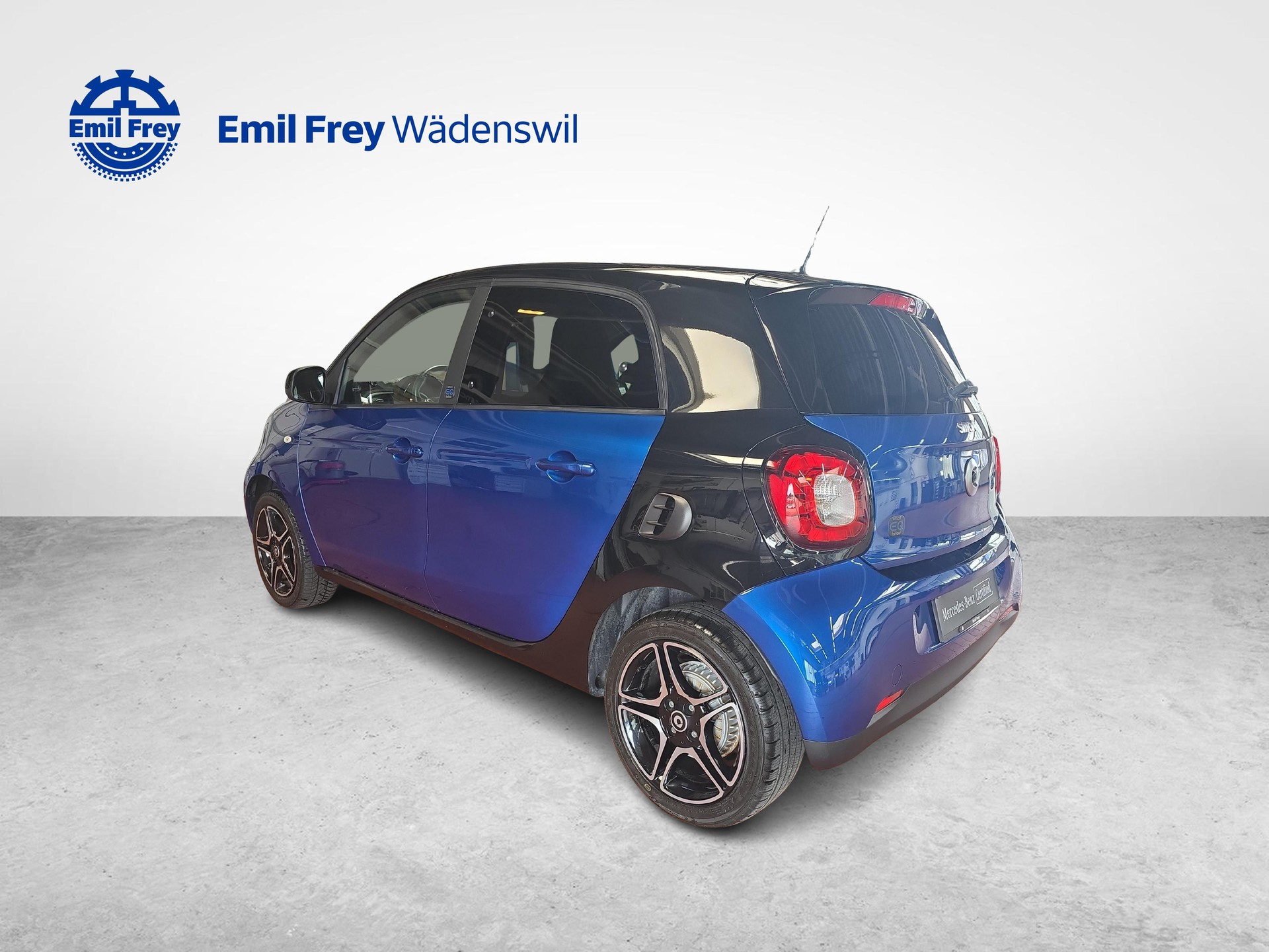 SMART Forfour EQ Prime-showroom-element-2