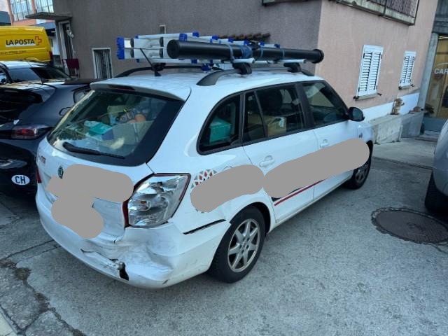 SKODA Fabia 1.6 TDI Ambition-image-1