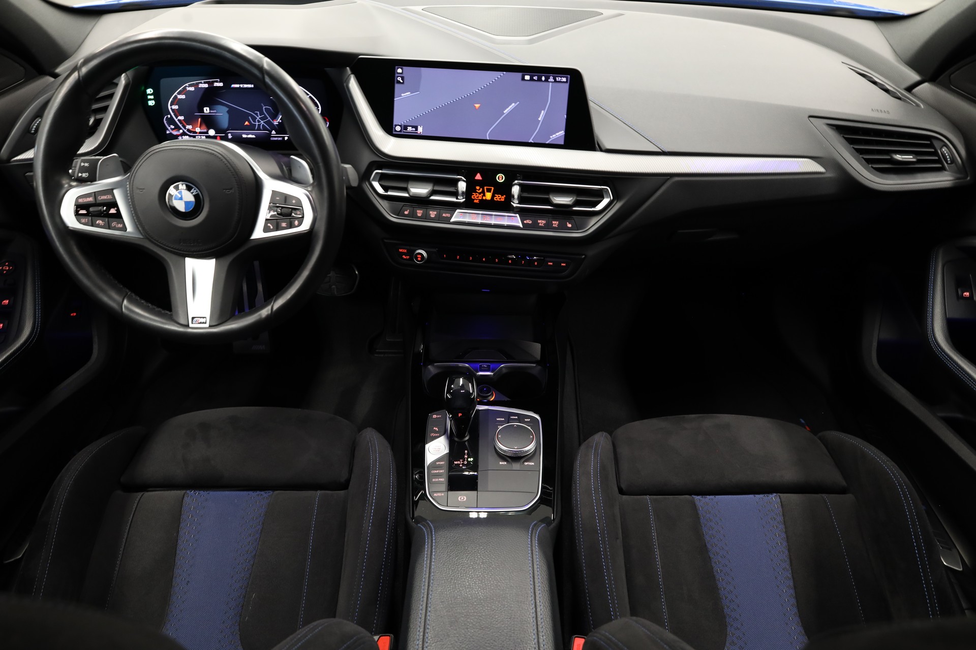 BMW M135i xDrive-image-13