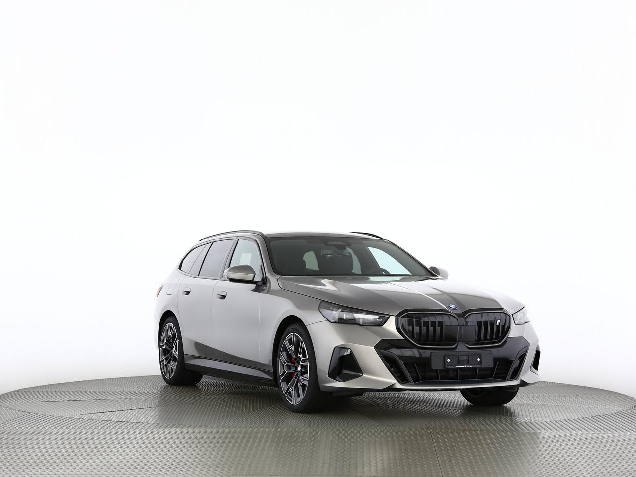 BMW i5 xDrive40 Touring-image-21