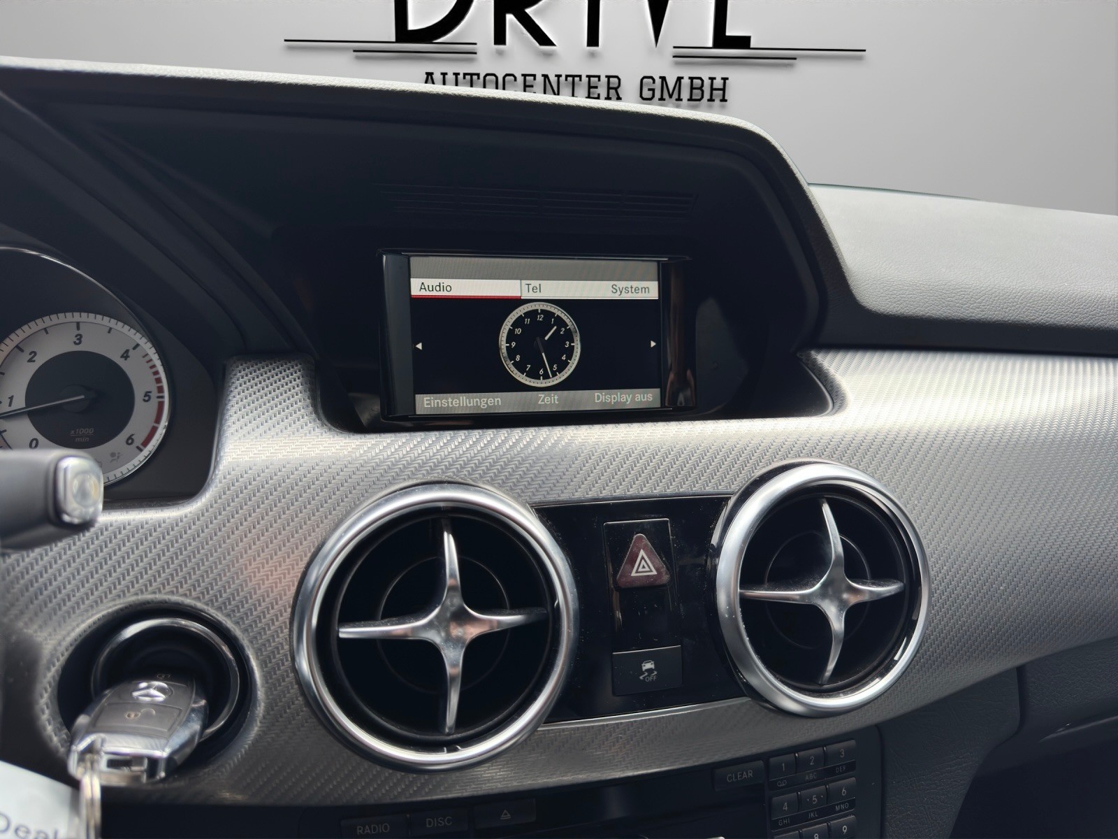 MERCEDES-BENZ GLK 220 BlueTEC 4Matic 7G-Tronic-image-12