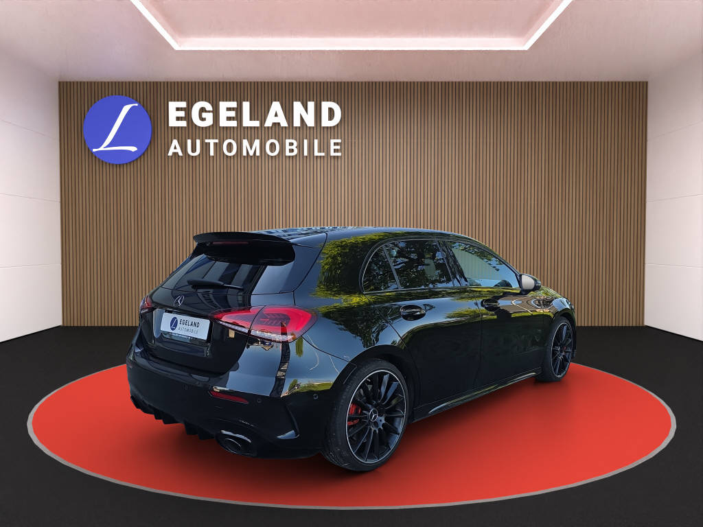 MERCEDES-BENZ A 35 AMG 4matic-showroom-element-3