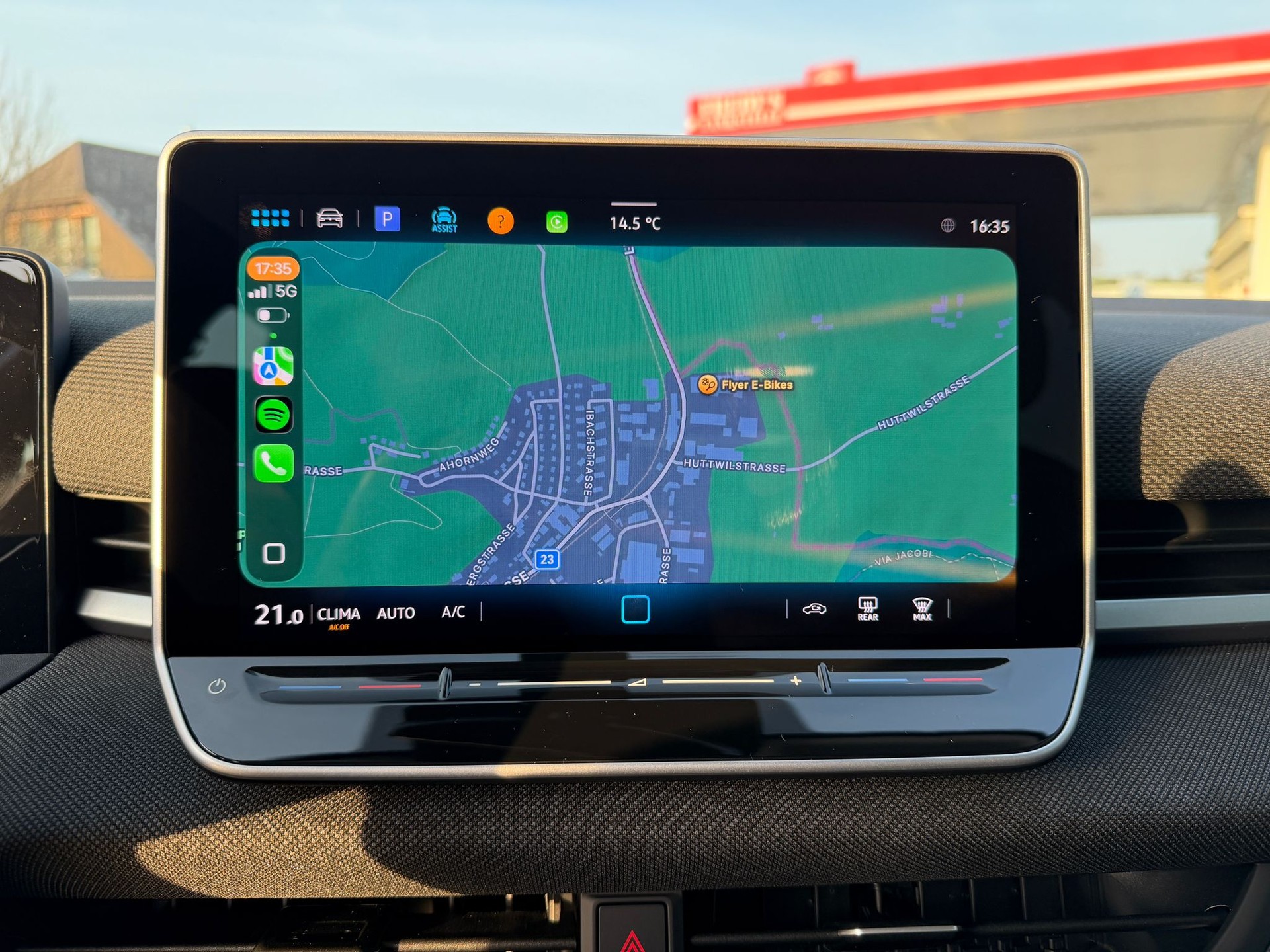 VW T-Roc 1.5 eTSI mHEV Trend DSG-image-19