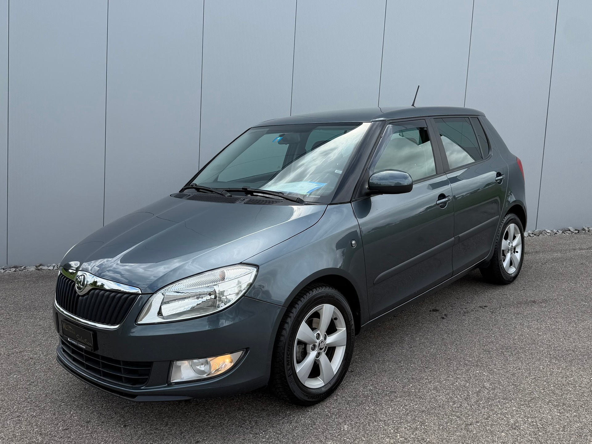 SKODA Fabia 1.2 TSI Ambition Plus-showroom-element-1