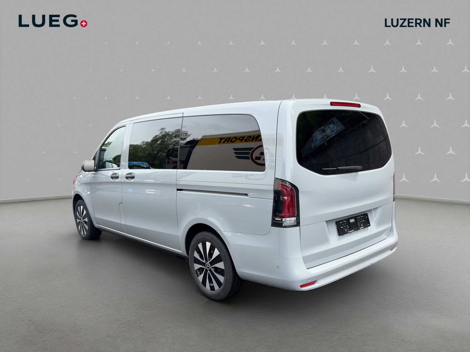 MERCEDES-BENZ Vito 116 CDI Lang Tourer Family 9G-Tronic 4M Select-image-2