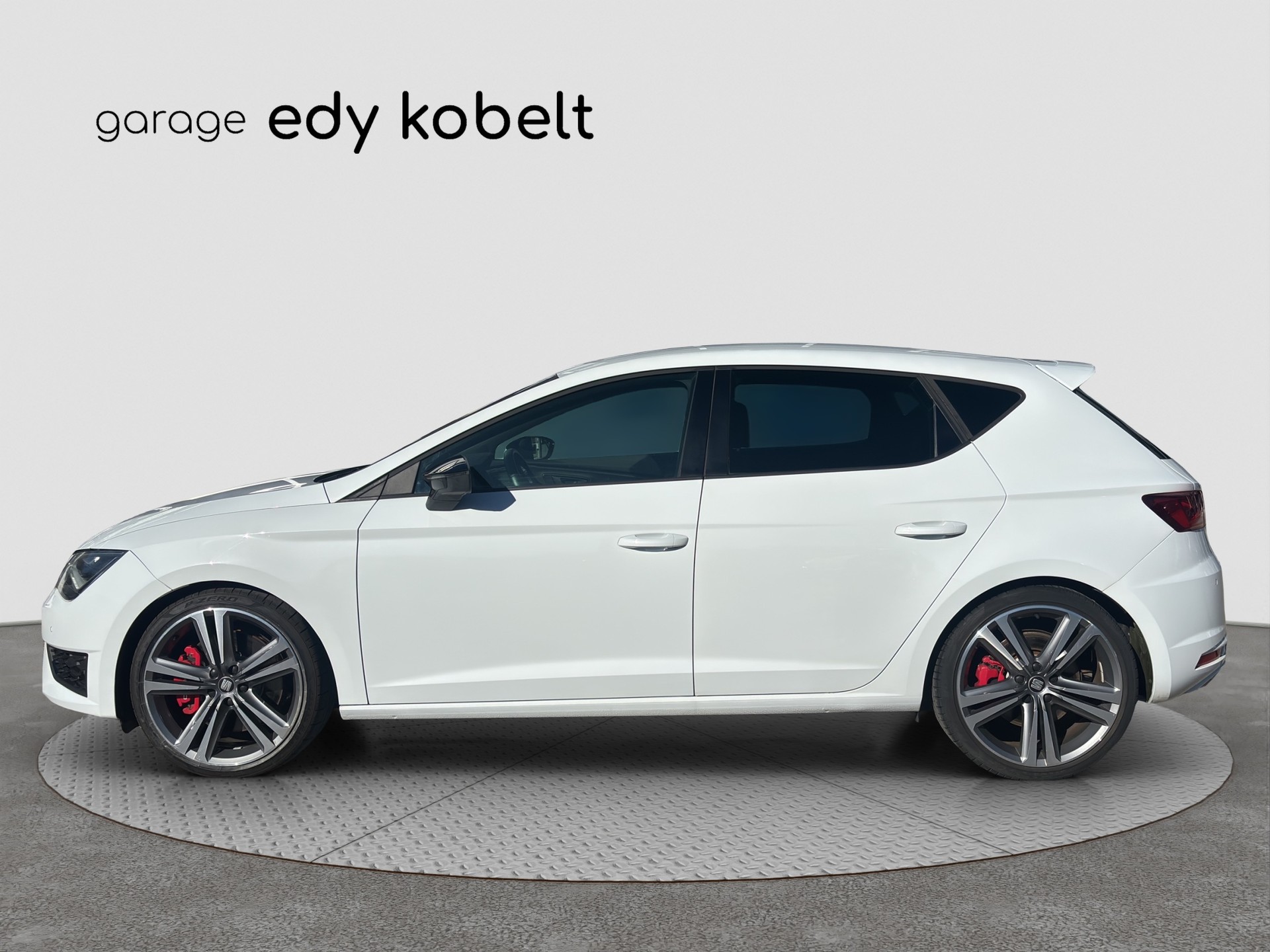 SEAT Leon 2.0 TSI Cupra 290 DSG-image-1