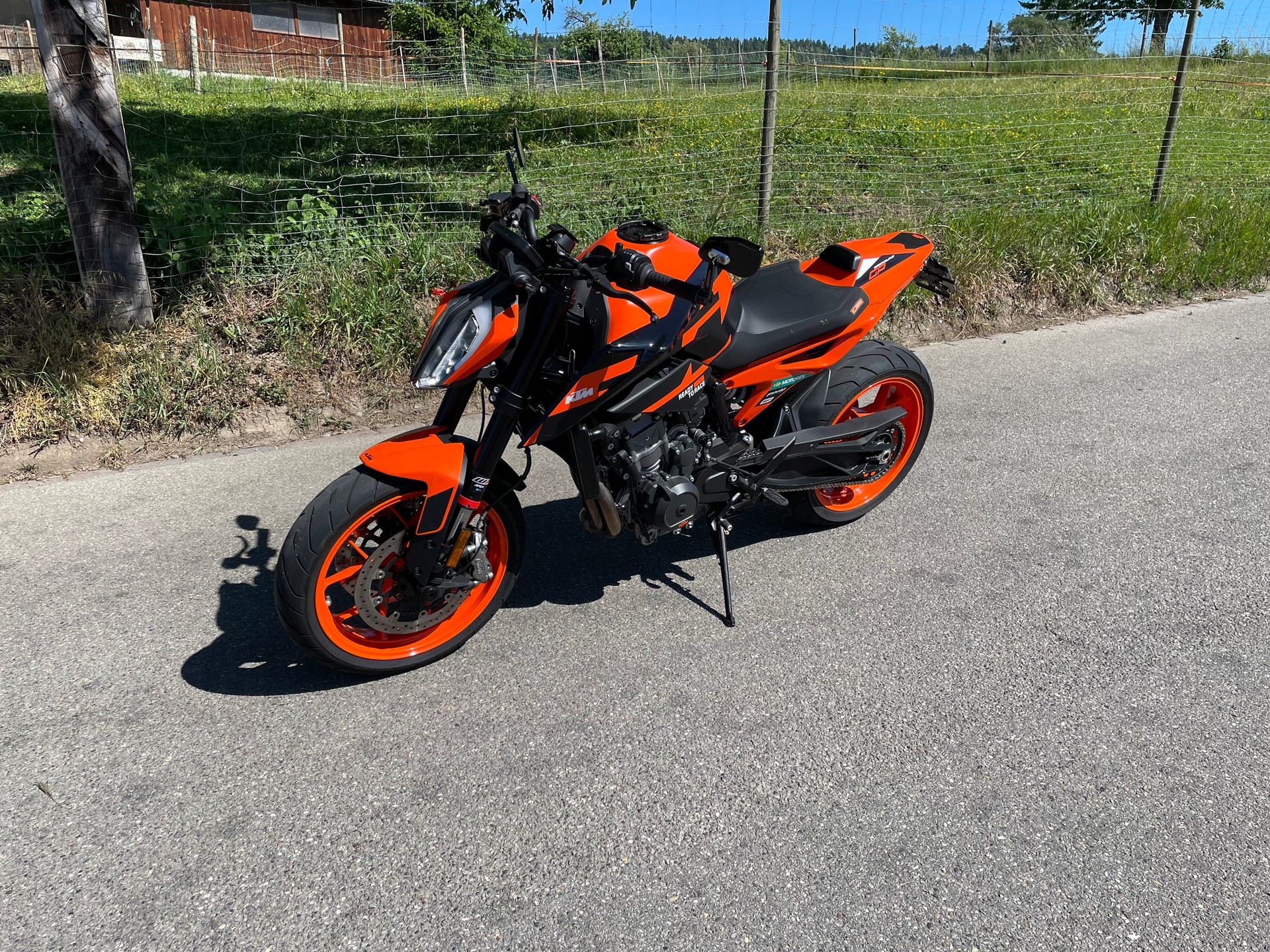 KTM 890 Duke GP-image-4