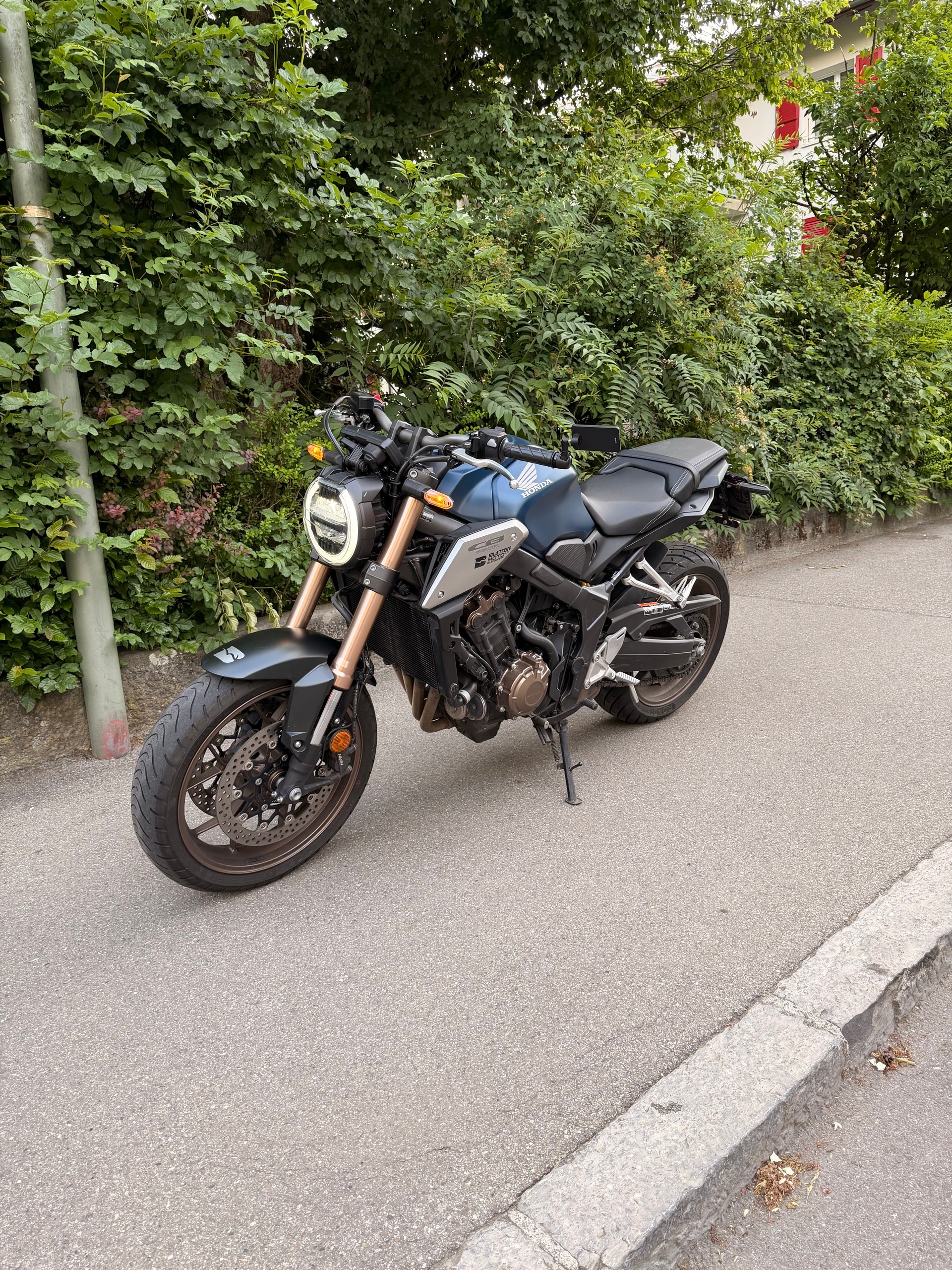 HONDA CB 650 R ABS-image-11