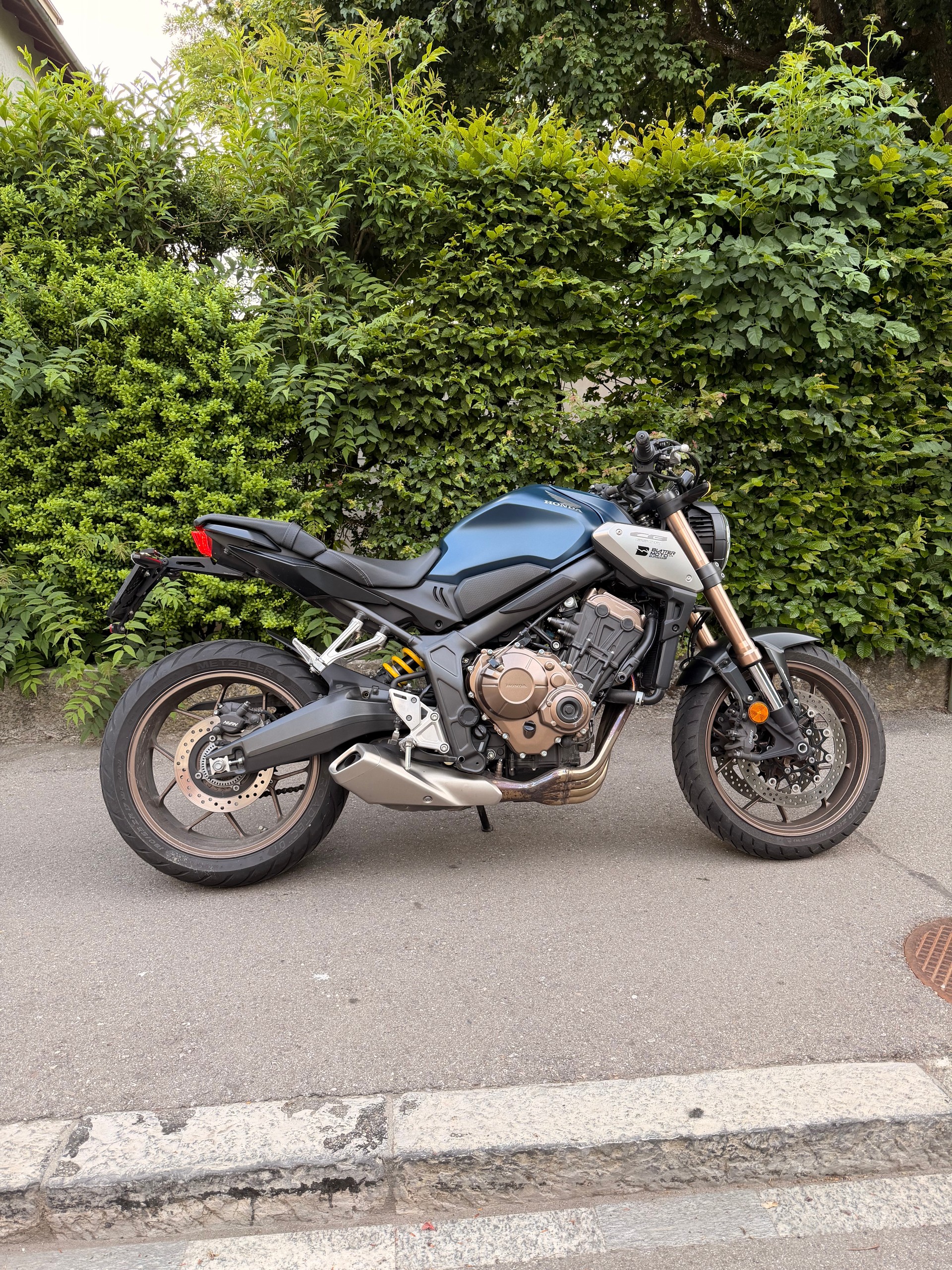 HONDA CB 650 R ABS-image-2