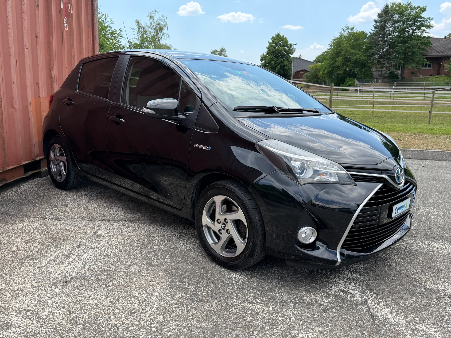 TOYOTA Yaris 1.5 VVT-i HSD Trend-showroom-element-2