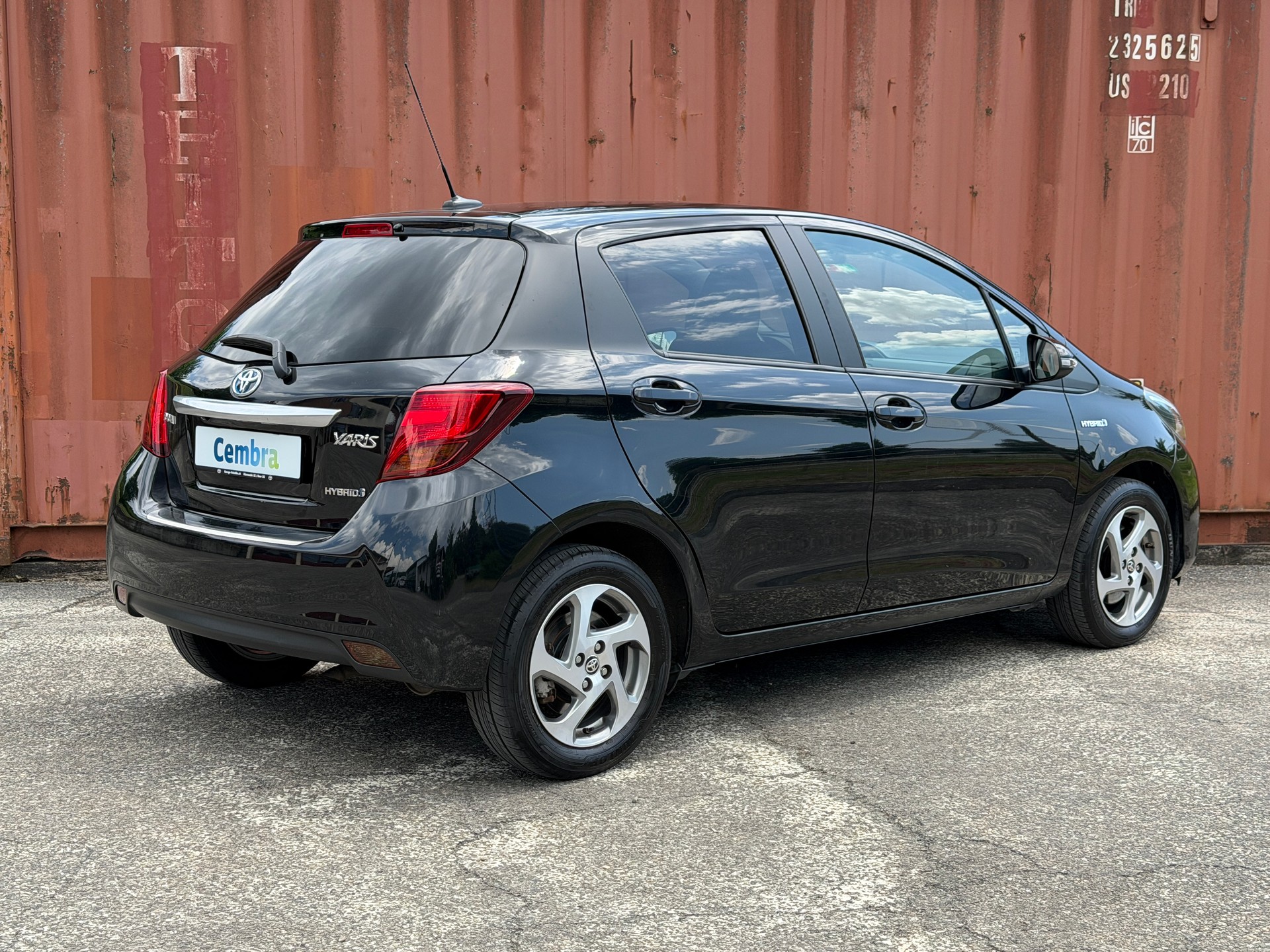 TOYOTA Yaris 1.5 VVT-i HSD Trend-showroom-element-1