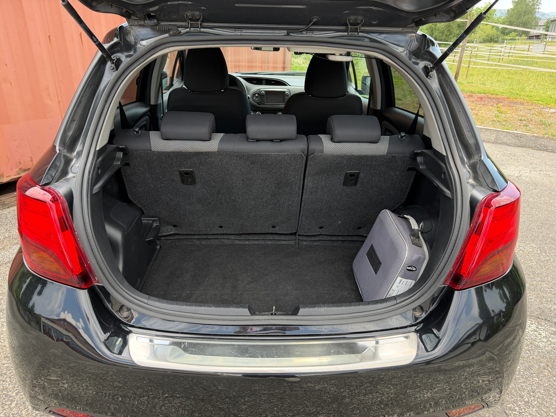 TOYOTA Yaris 1.5 VVT-i HSD Trend-image-6