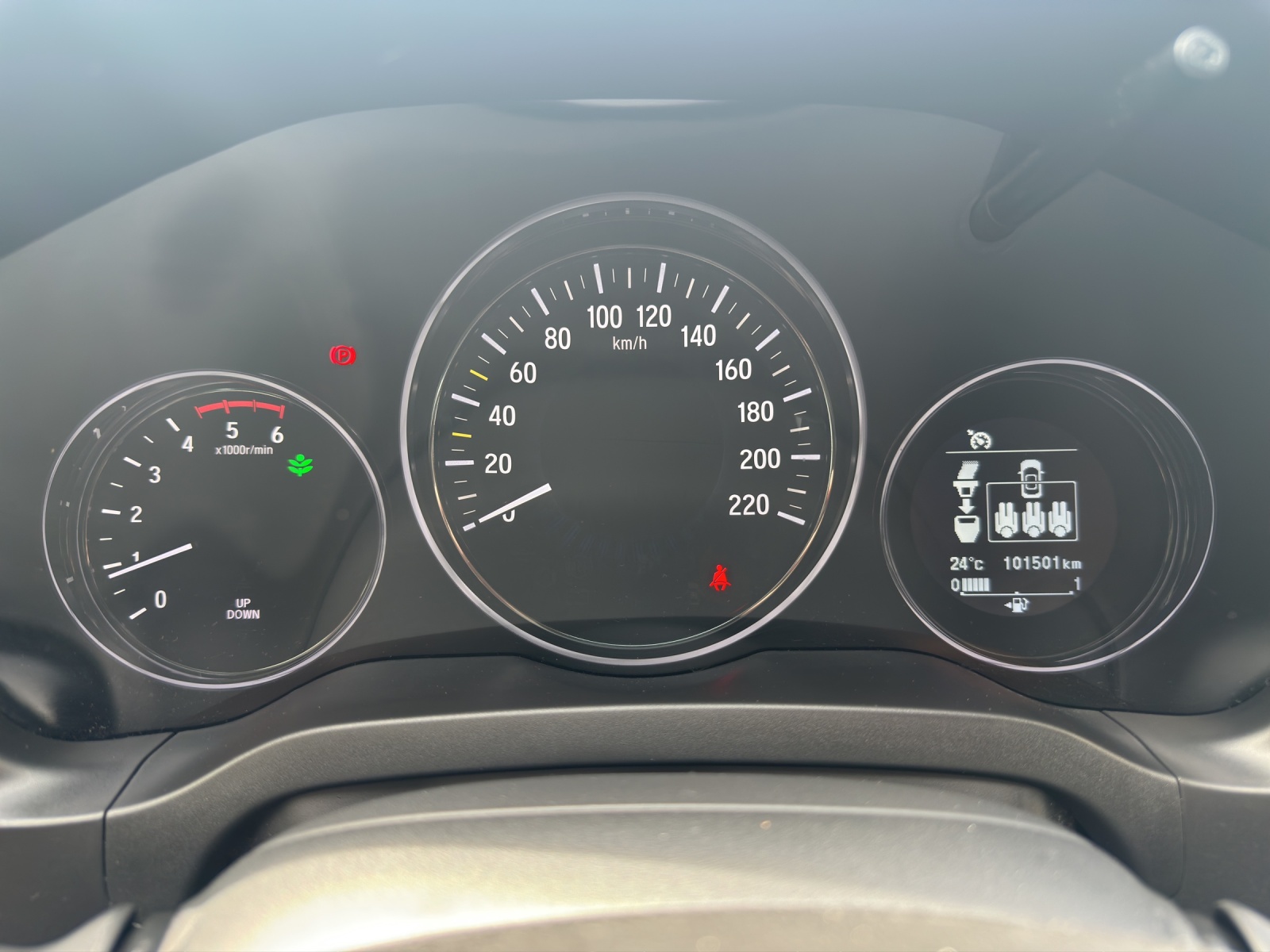 HONDA HR-V 1.6i-DTEC Executive-image-14