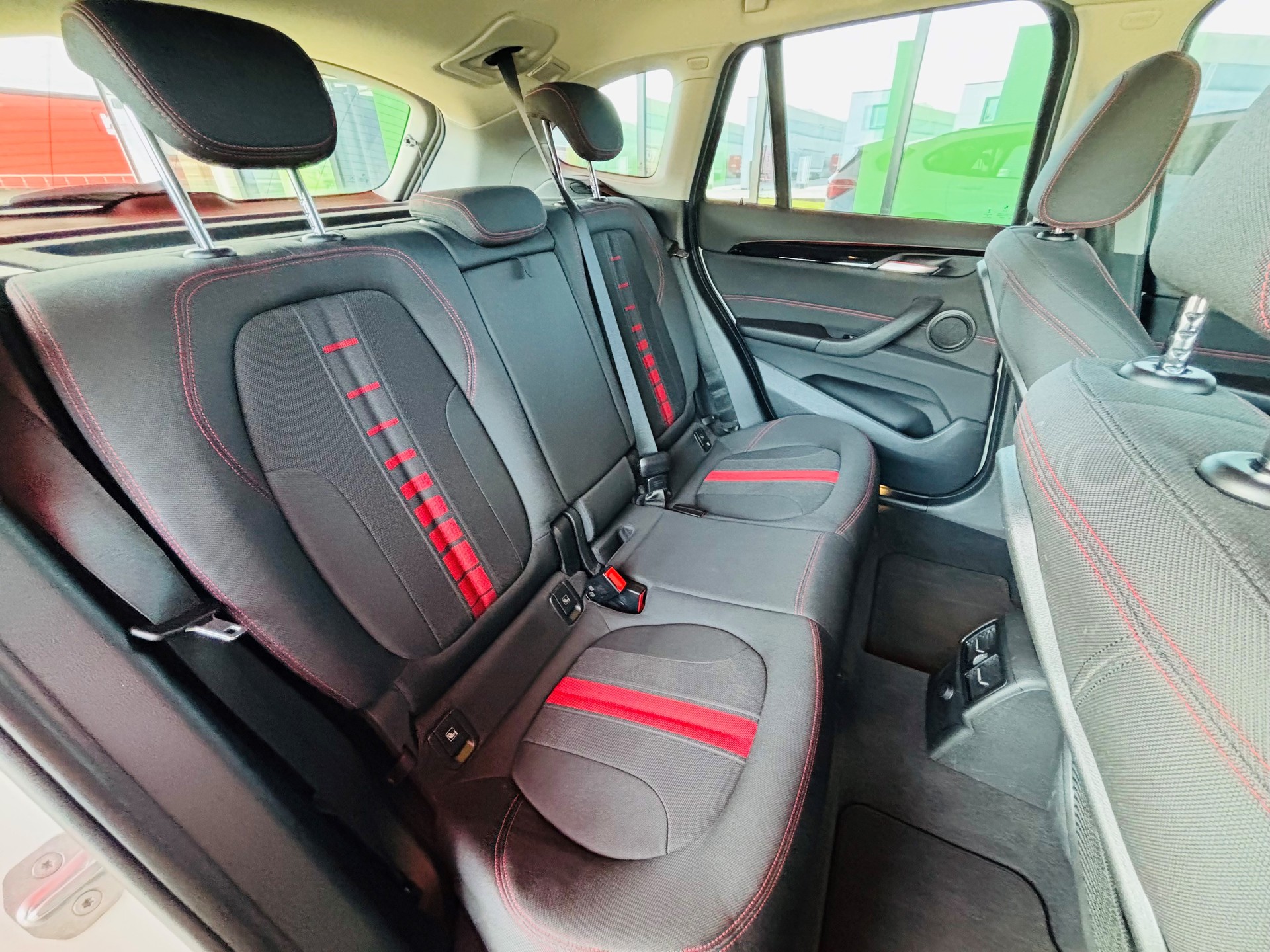 BMW X1 xDrive 20i xLine Steptronic-image-13
