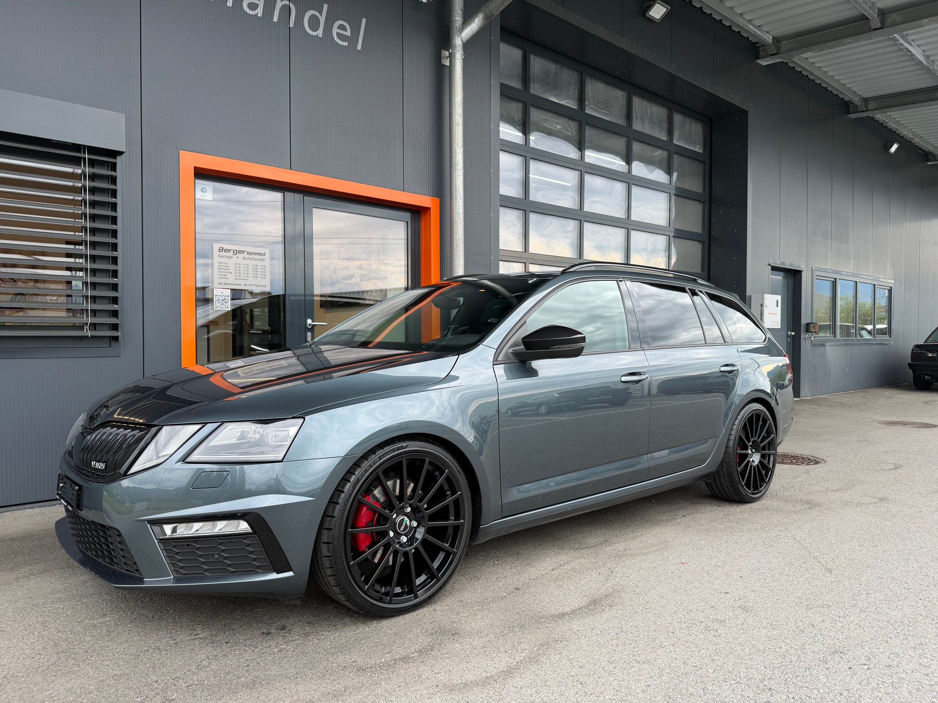 SKODA Octavia Combi 2.0 TDI RS Final Edition 4x4 ABT DSG-image-4