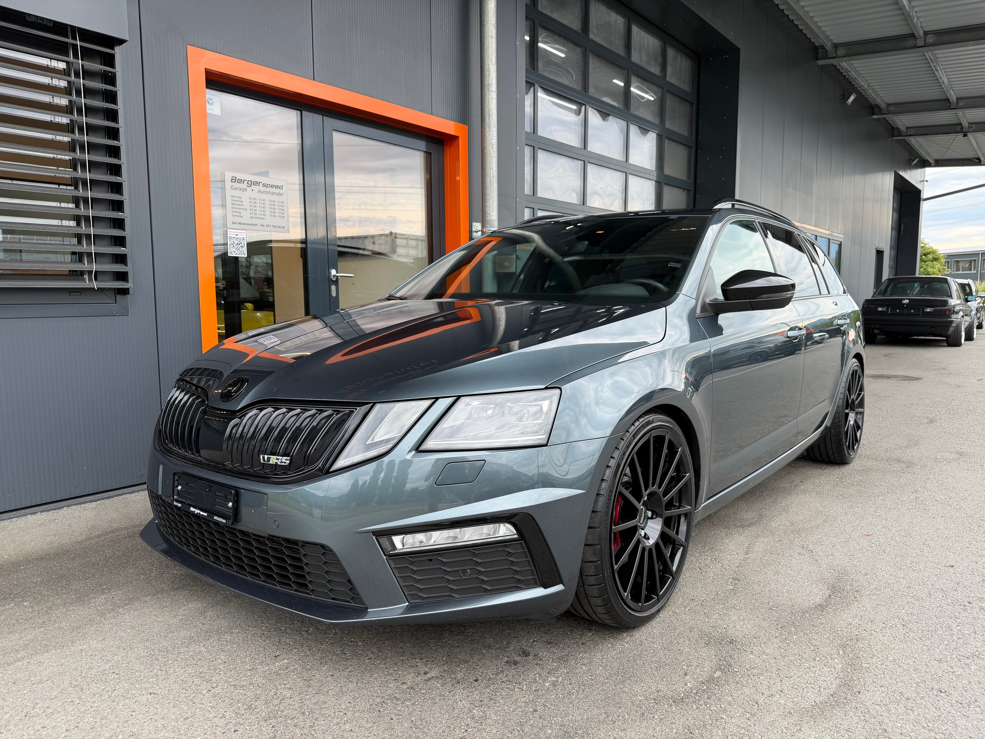 SKODA Octavia Combi 2.0 TDI RS Final Edition 4x4 ABT DSG-showroom-element-3