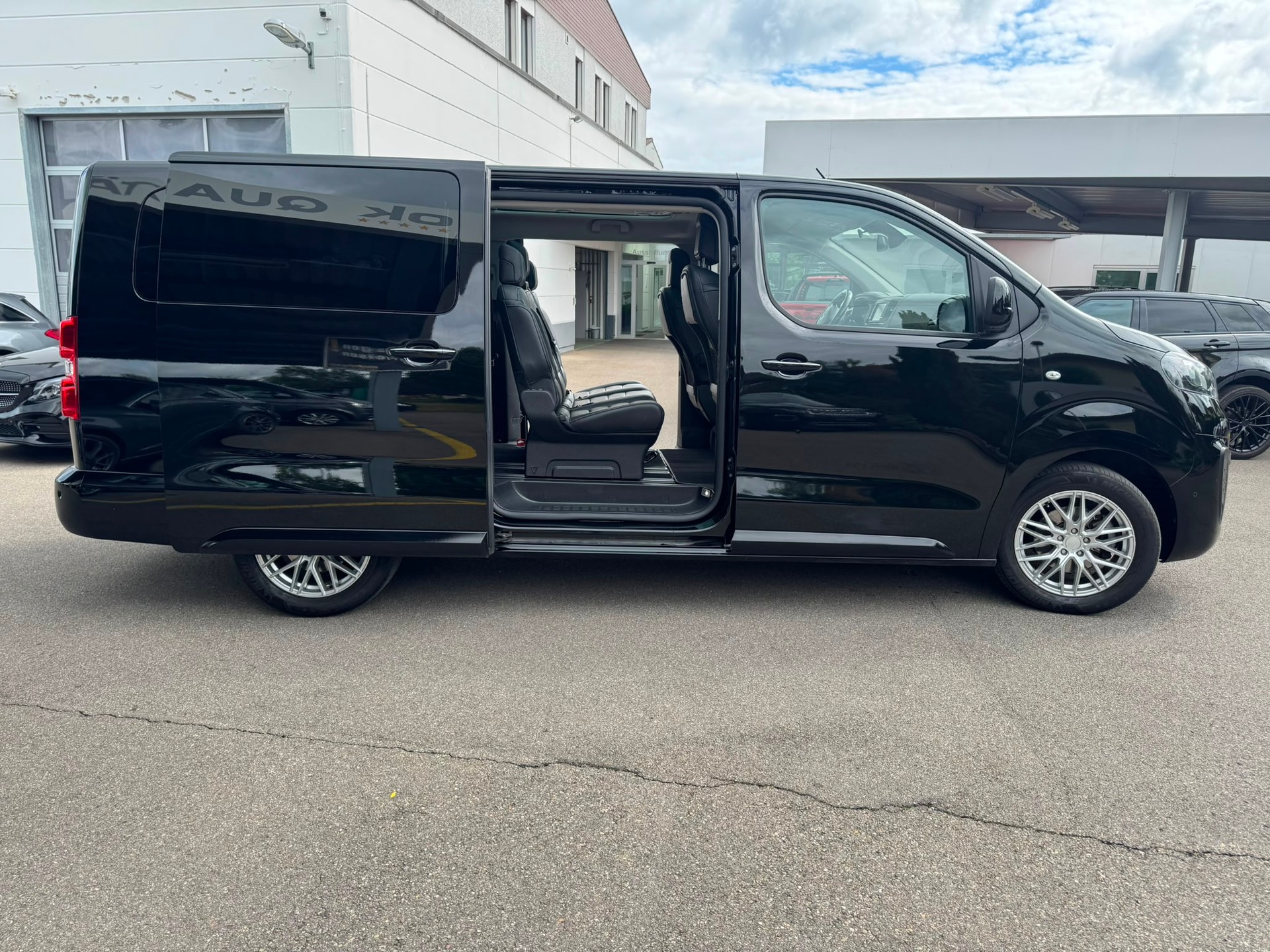 OPEL Zafira Life L 2.0 CDTI 177 Elegance S/S Automatik-image-5