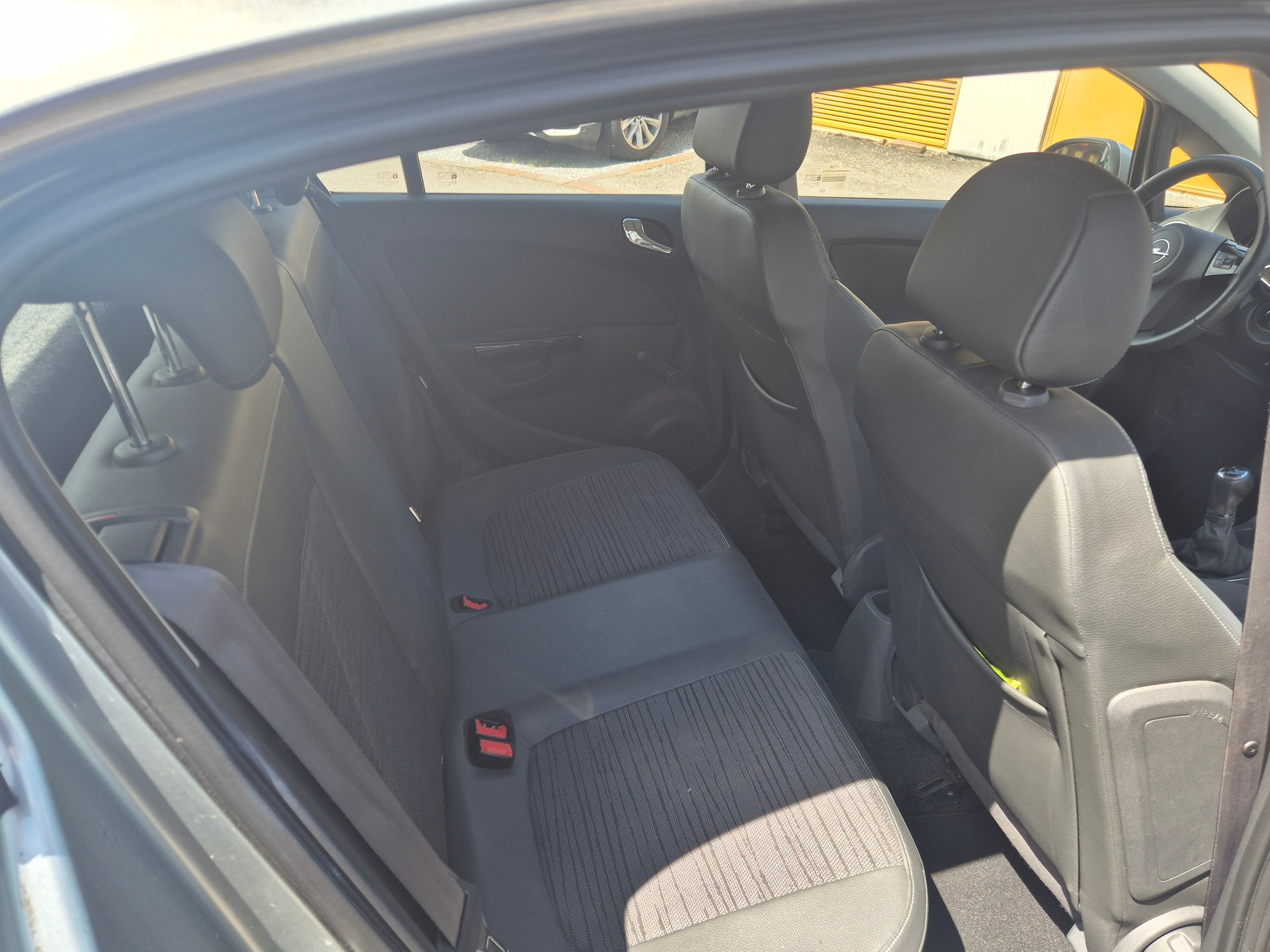 OPEL Corsa 1.4 TP Final Edition-image-8