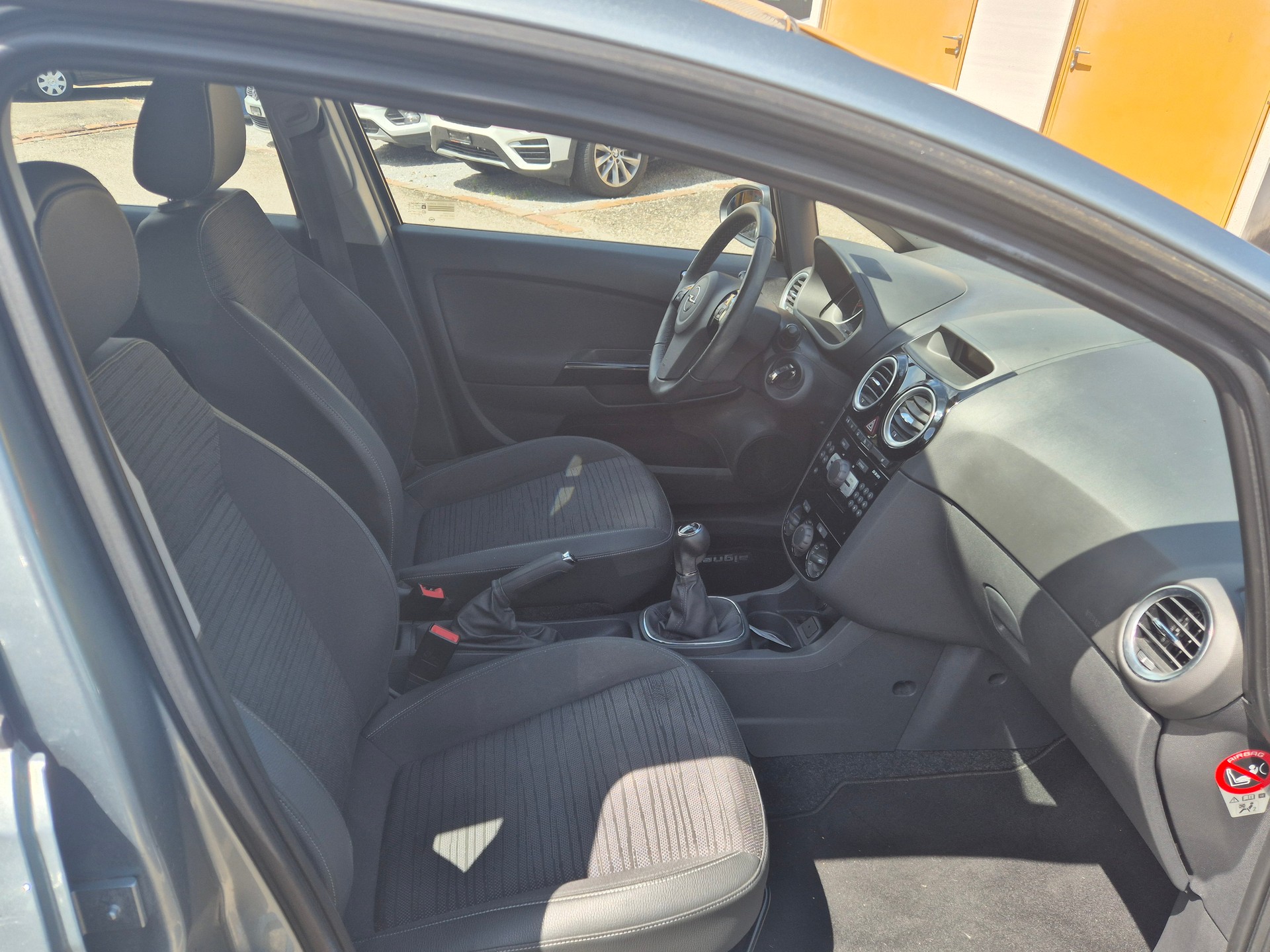 OPEL Corsa 1.4 TP Final Edition-image-4